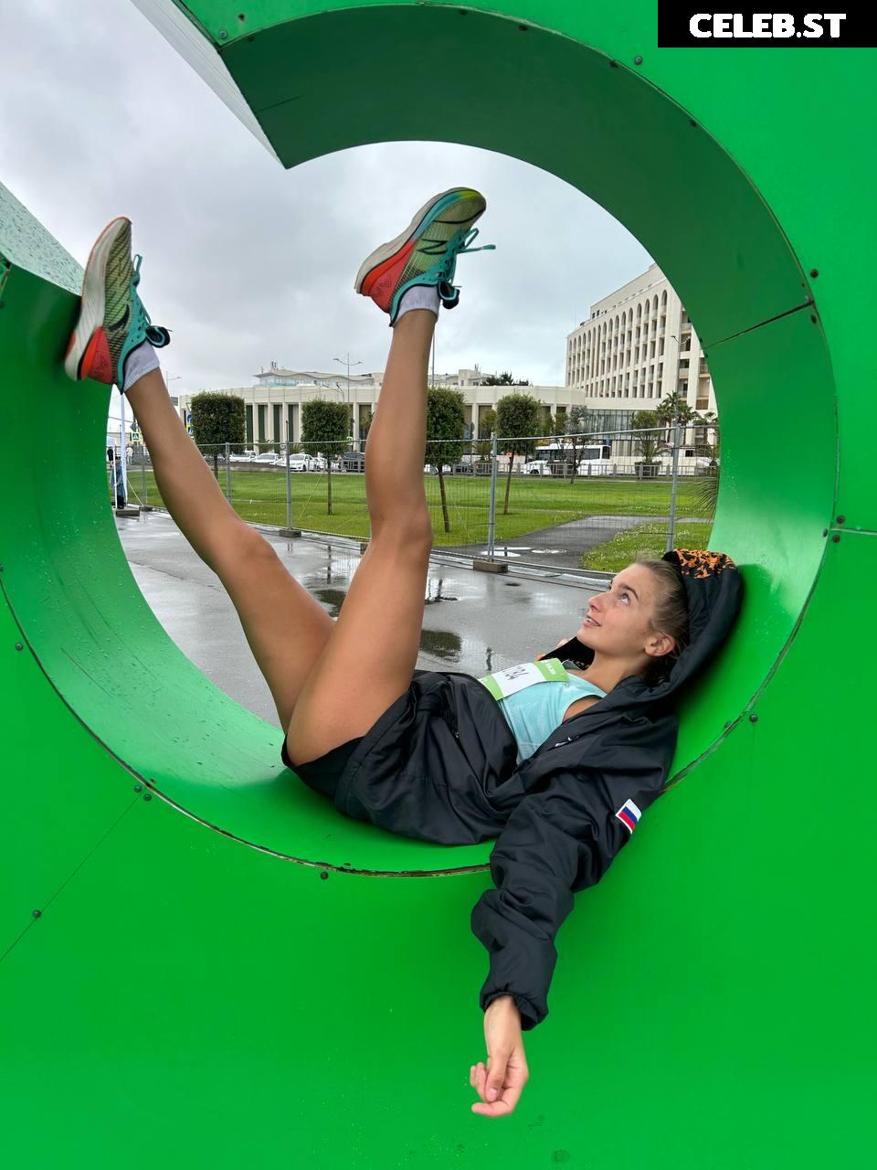 Eliz fit Image 581900