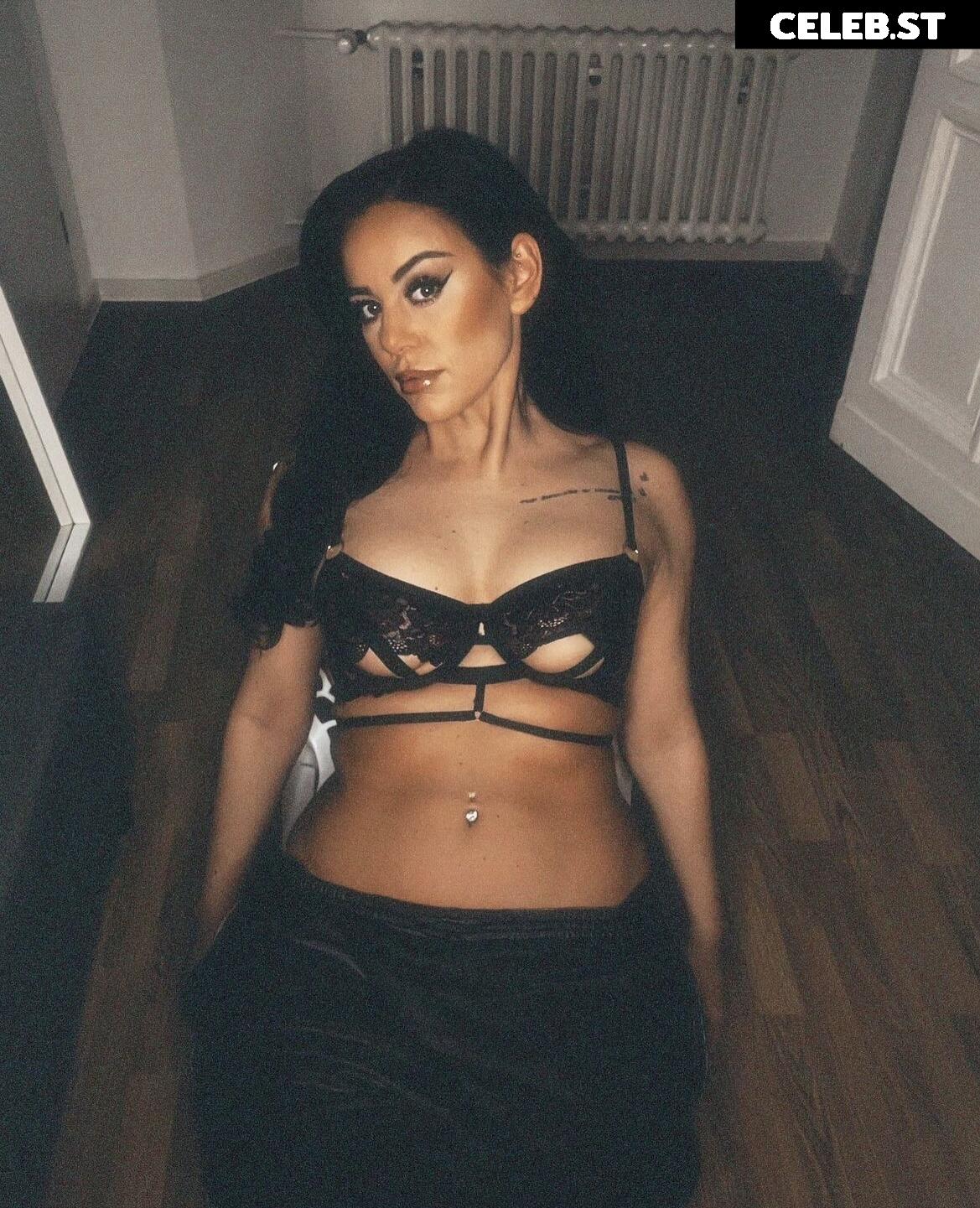 Nicole Morena Image 581927