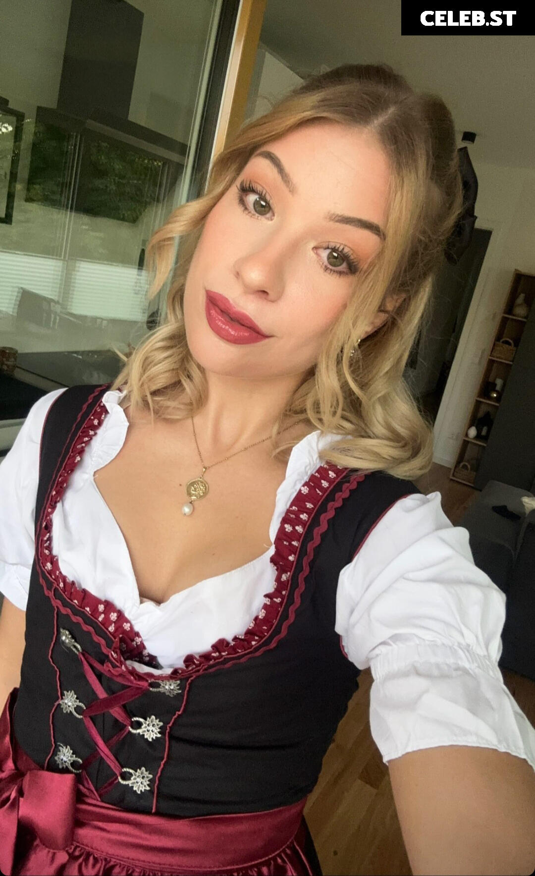 JustSayEleanor Image 598627