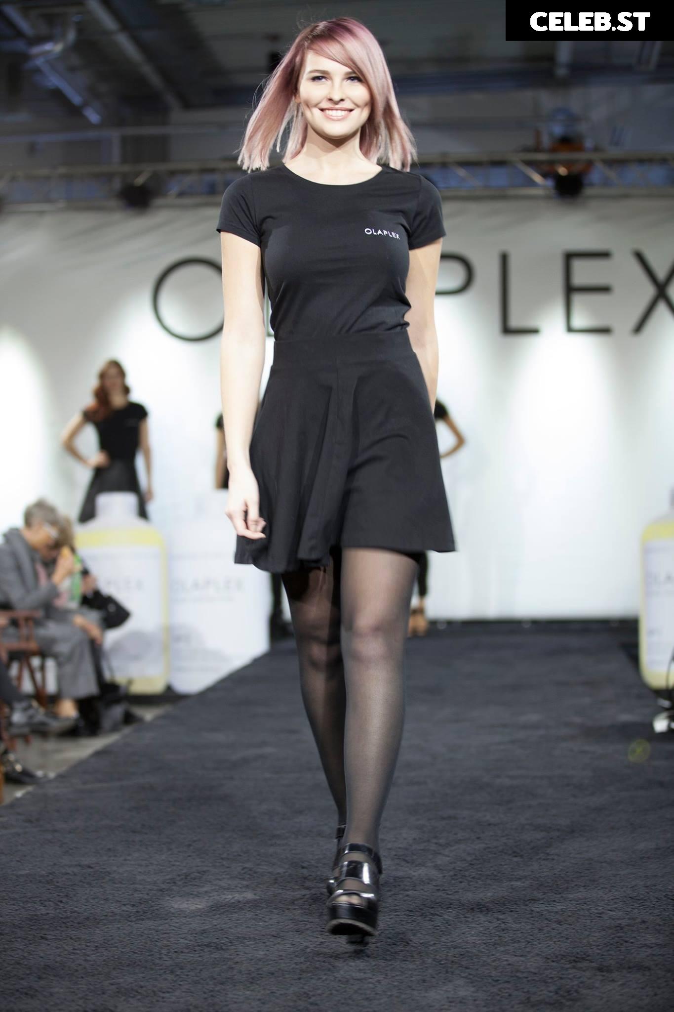 Jana Riva Image 596564