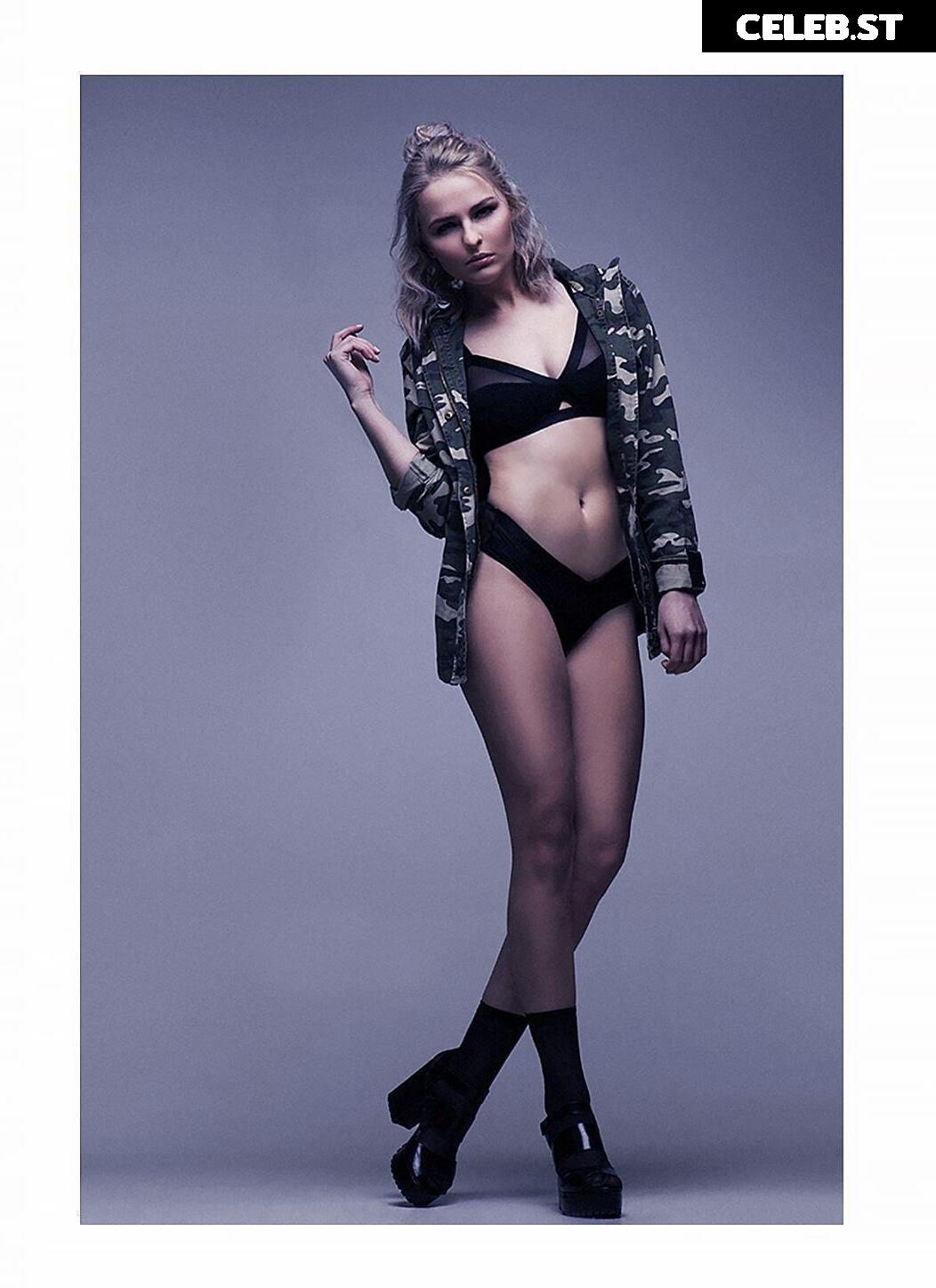 Jana Riva Image 596384