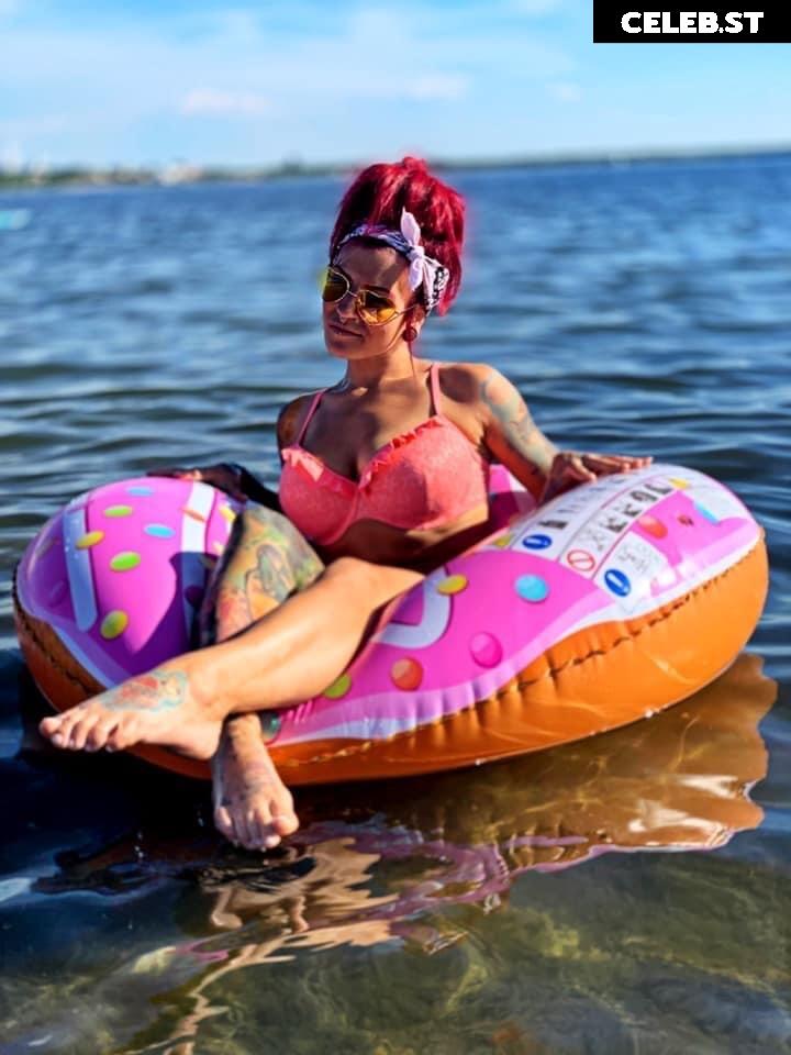 Nancy Mietzi Image 594162