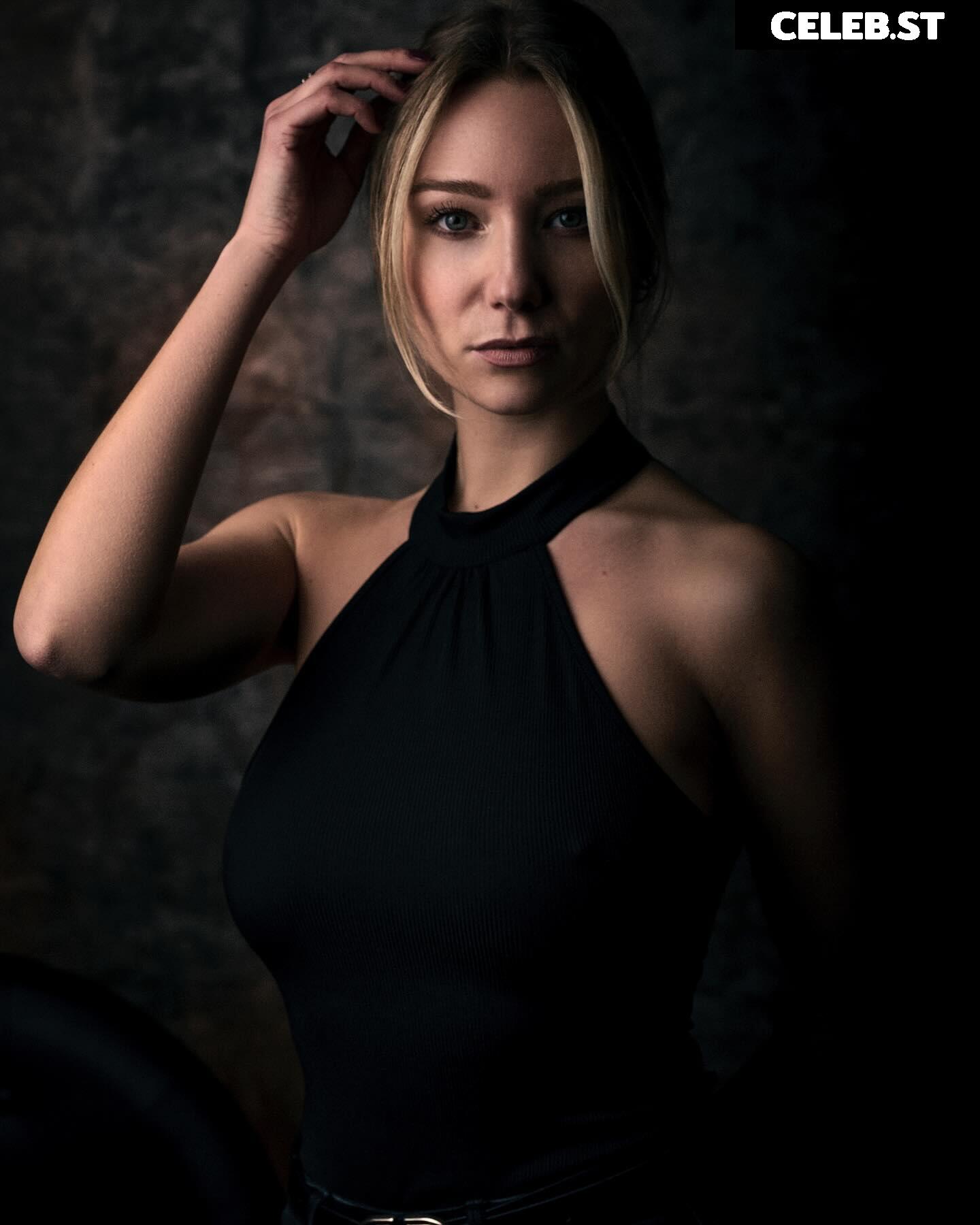 sandra.amaliaw Image 593422