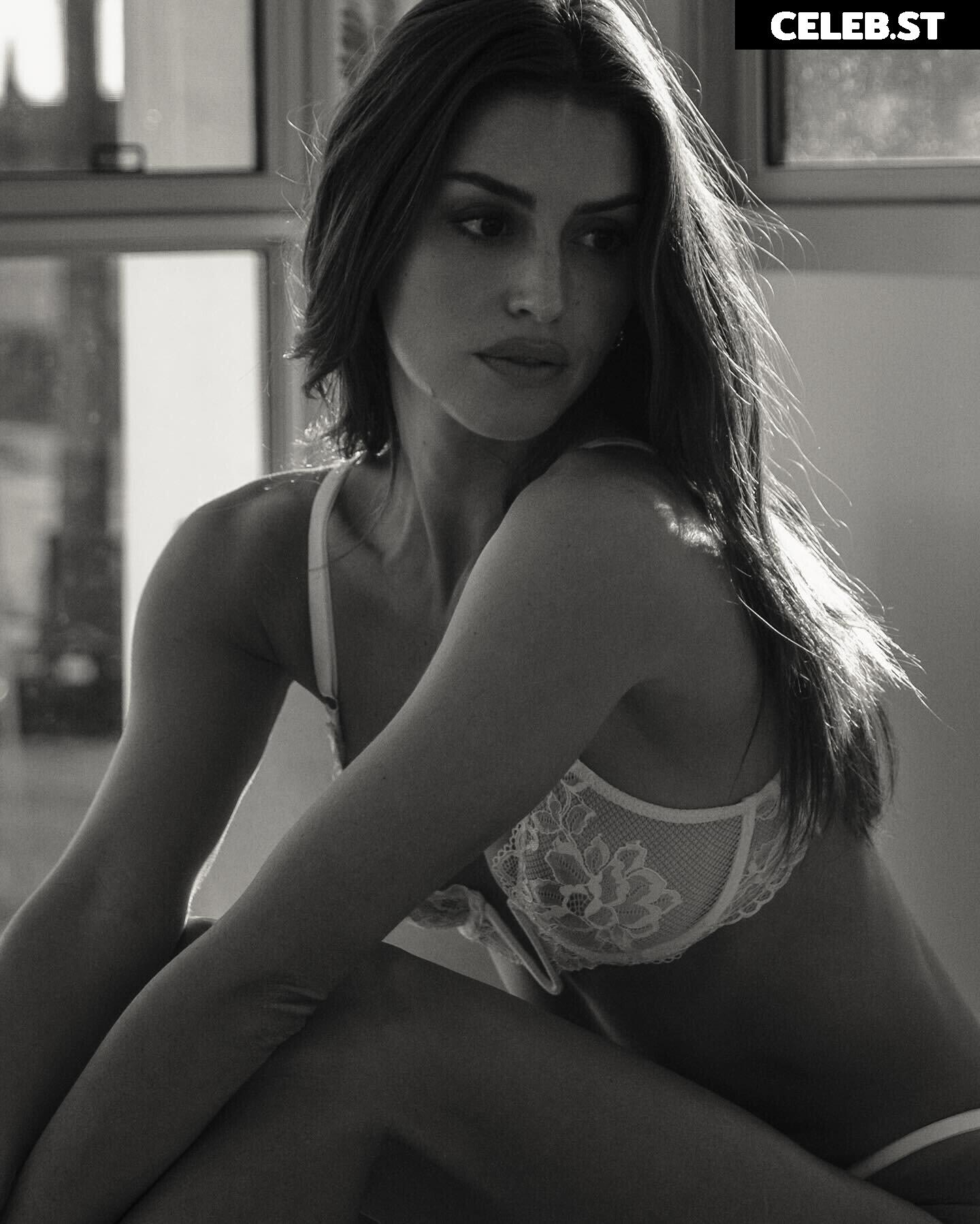 Jehane Paris Image 5492305