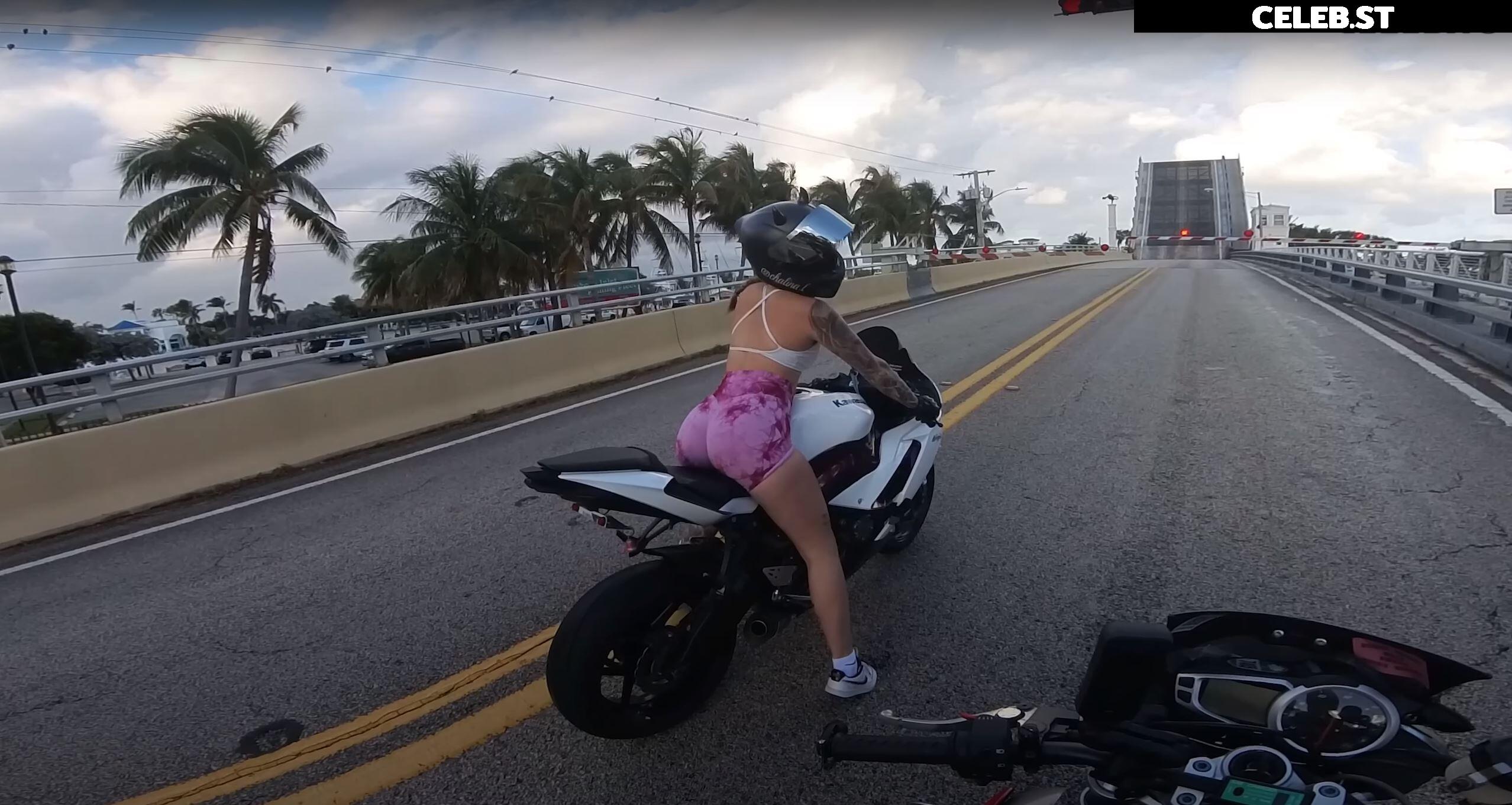 chalina.l Image 548014