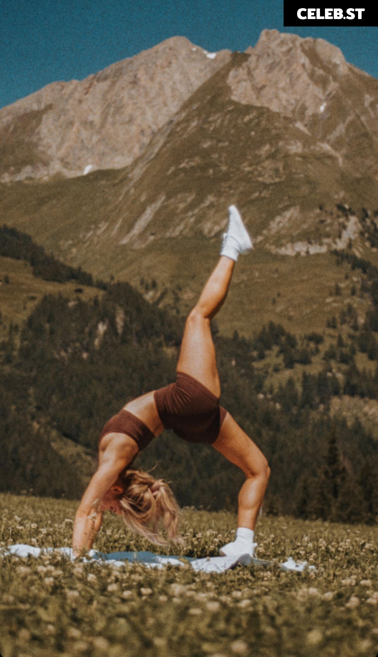 Stephanie Davis Image 547688