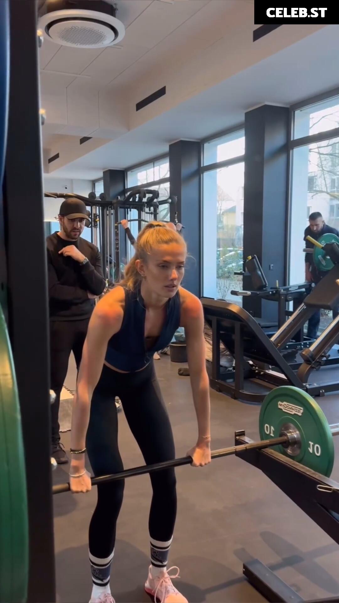 Alica Schmidt Image 546581