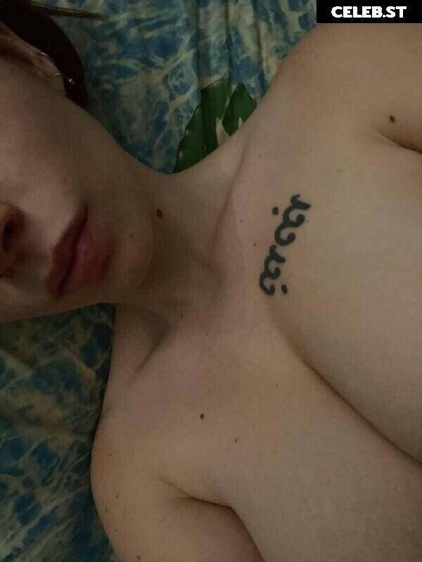 lucelf / lucrezia Image 5466162