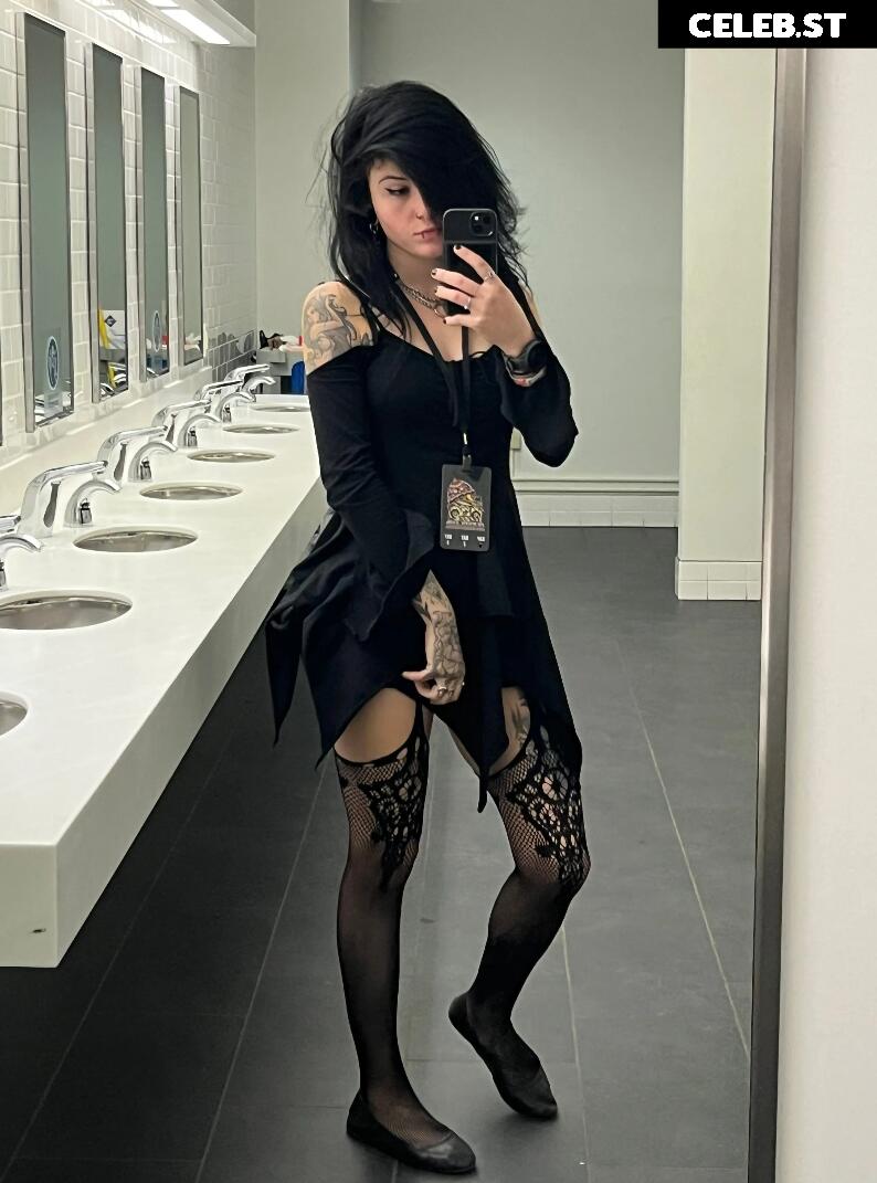 Elektra Kirby - elekboo elektrakirby |FanFix| Image 5466980