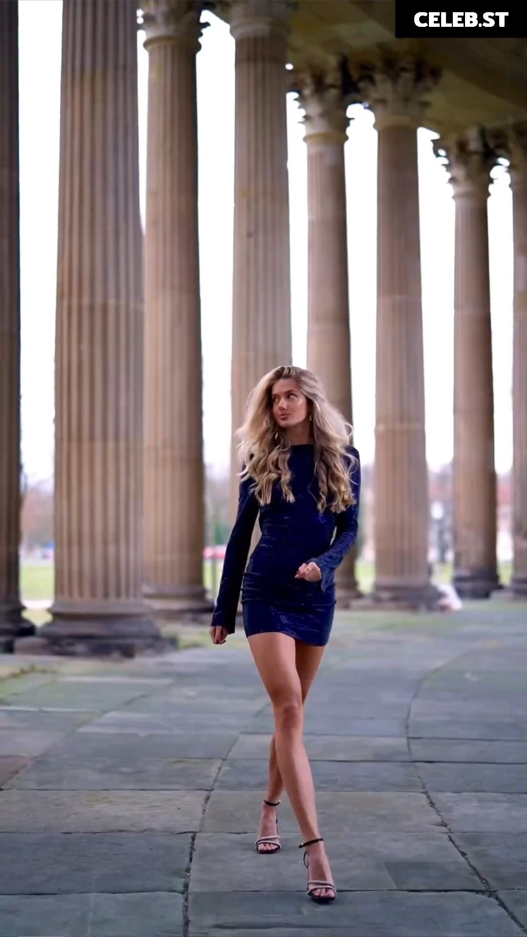 Alica Schmidt Image 546780