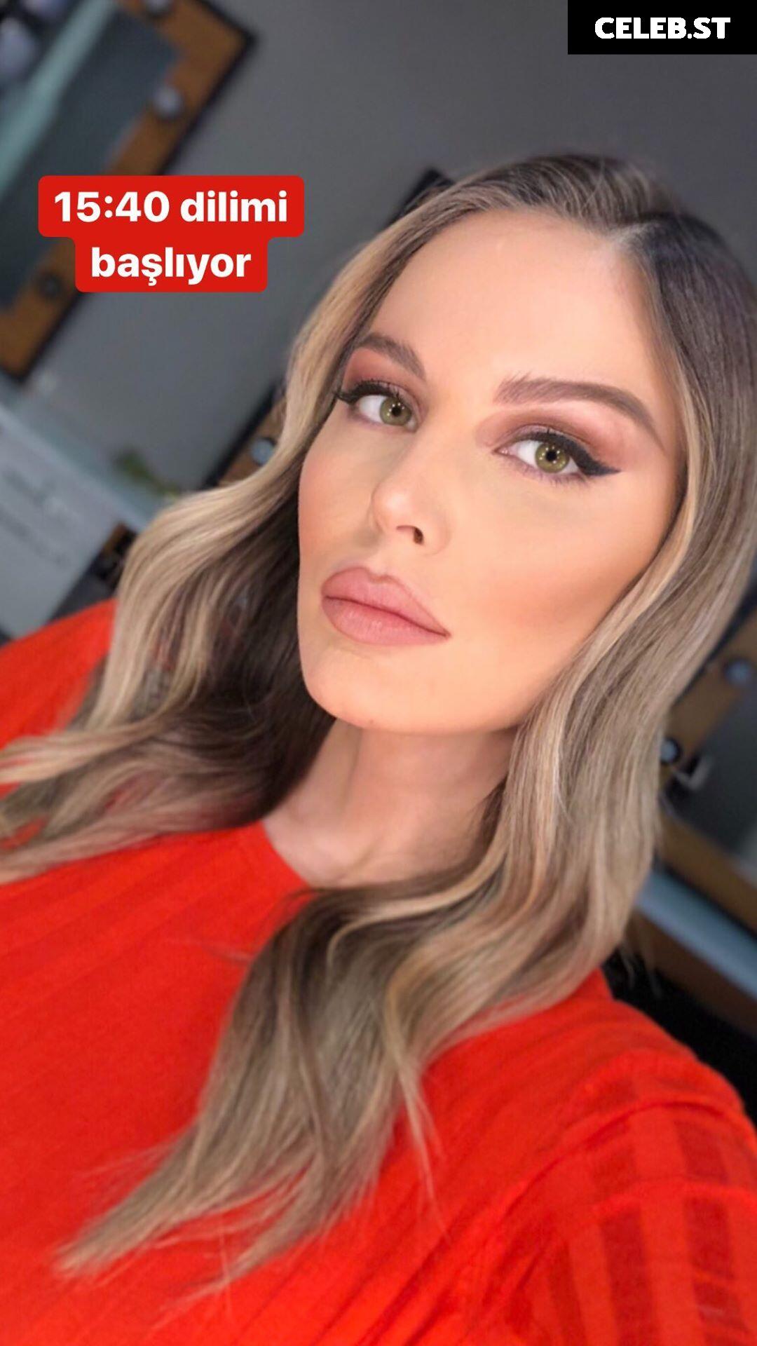 Hande Sarıoğlu Image 5467299