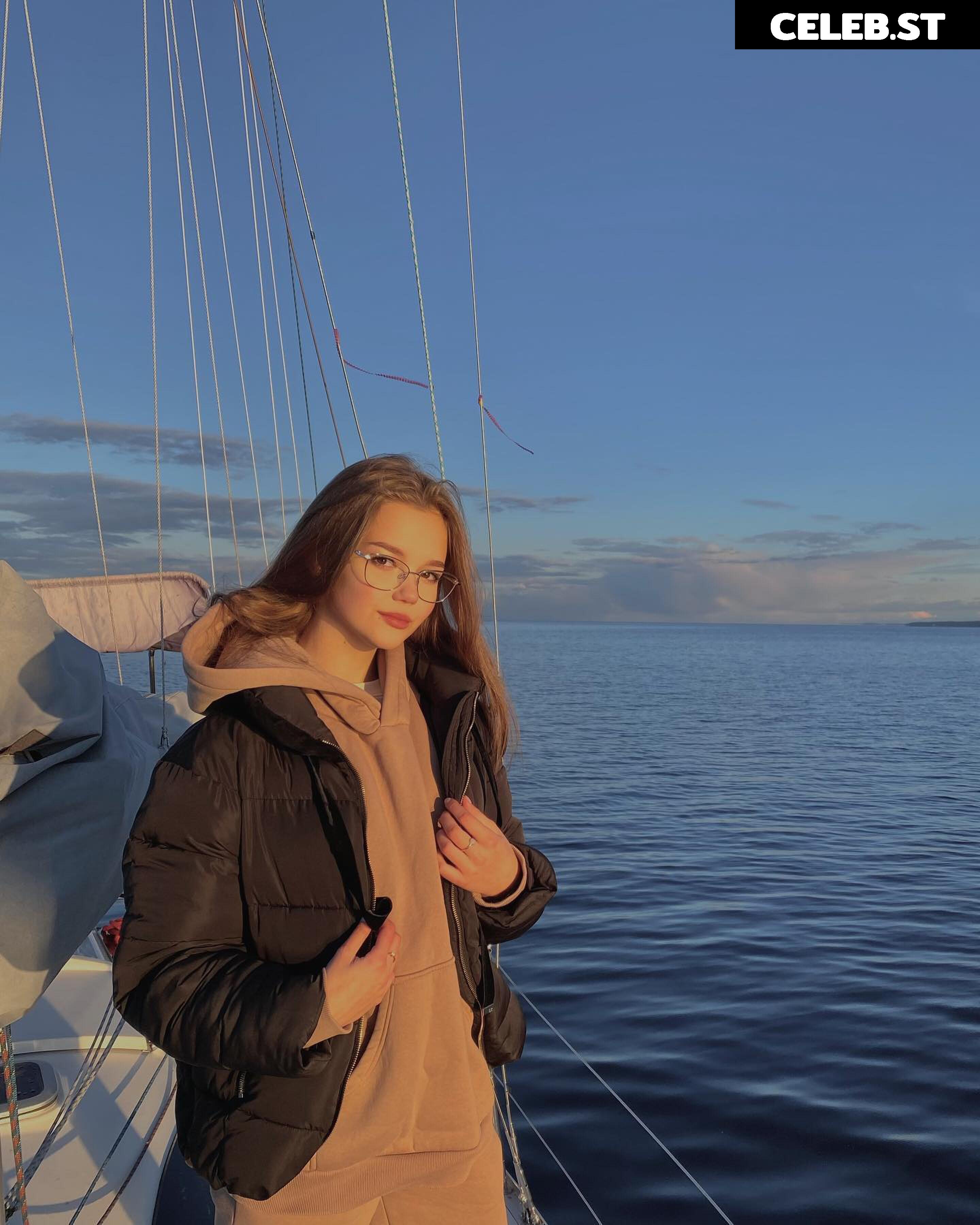 Alina Zaozerskaya / alina.zaozerskayaaa / zaozerskayalina / Алина Заозерская Image 5462886