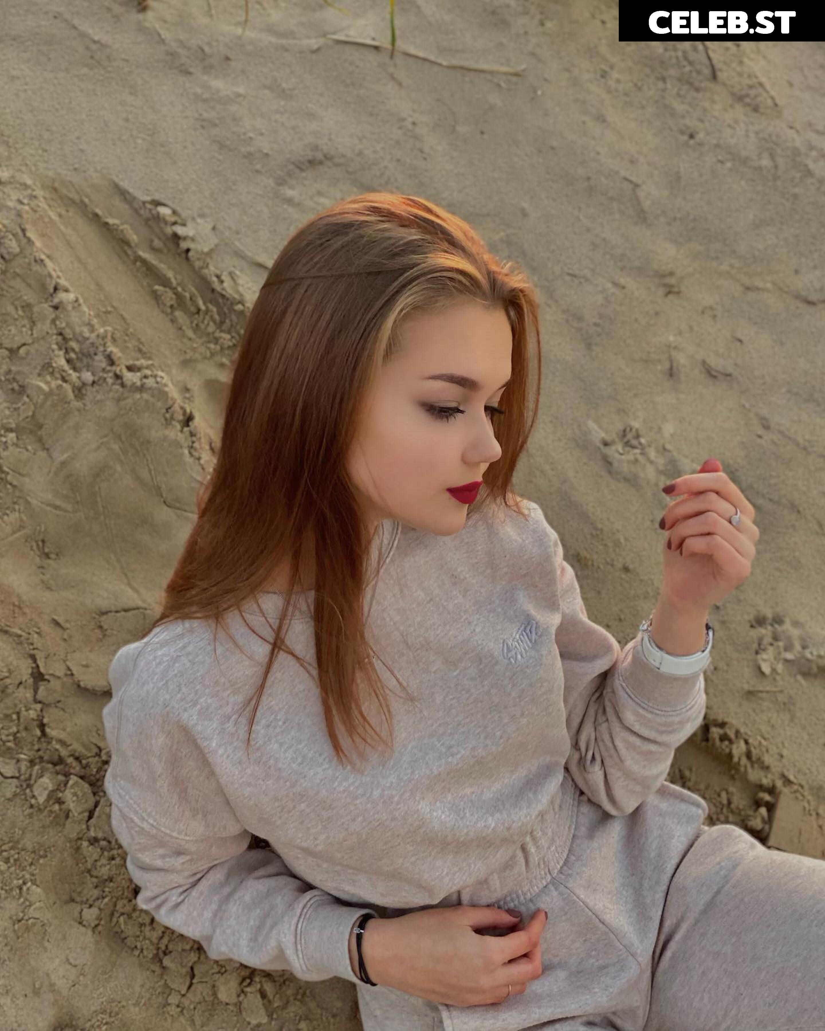 Alina Zaozerskaya / alina.zaozerskayaaa / zaozerskayalina / Алина Заозерская Image 5463039