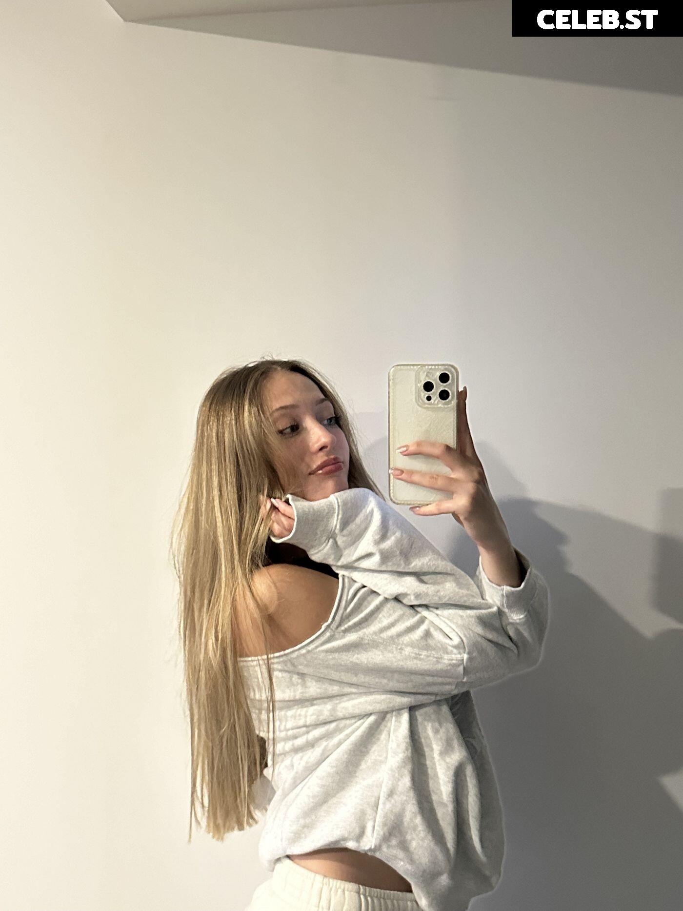 Sophia Diamond Image 546020