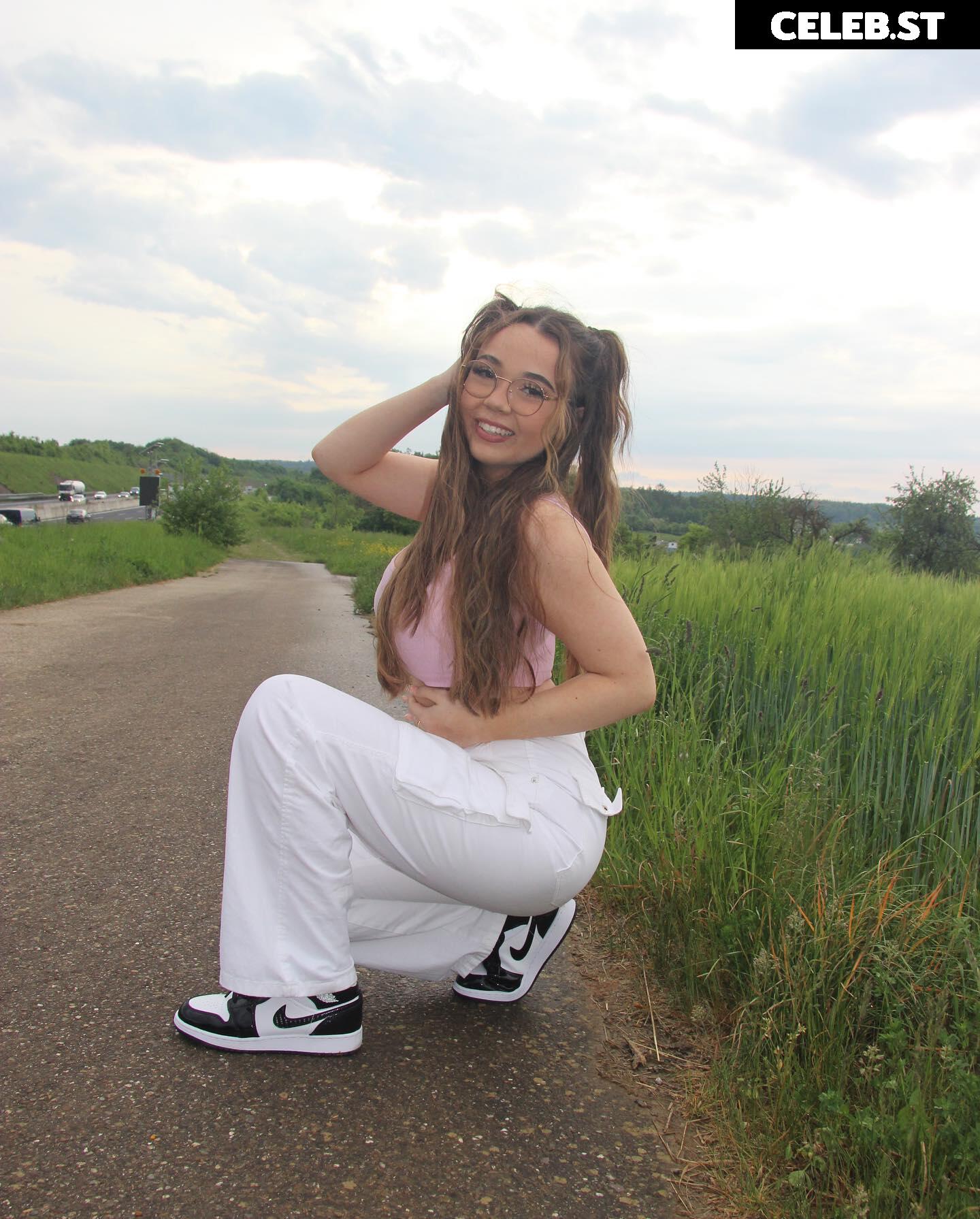 Julesboringlife Image 546998