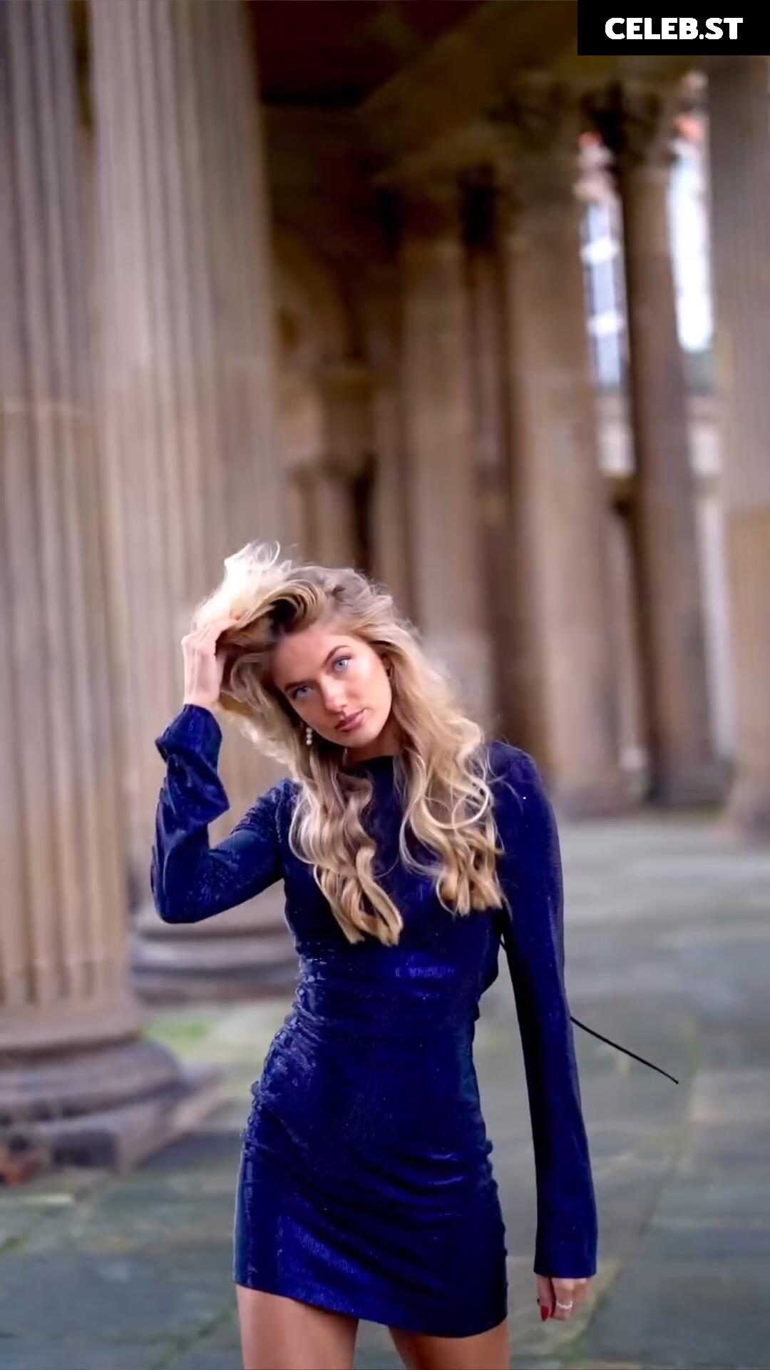 Alica Schmidt Image 546869