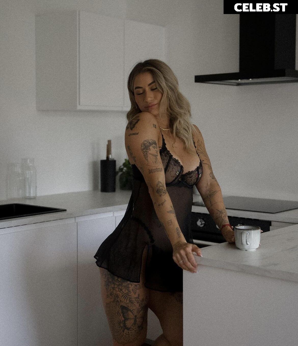 Lenaajoy Image 545730