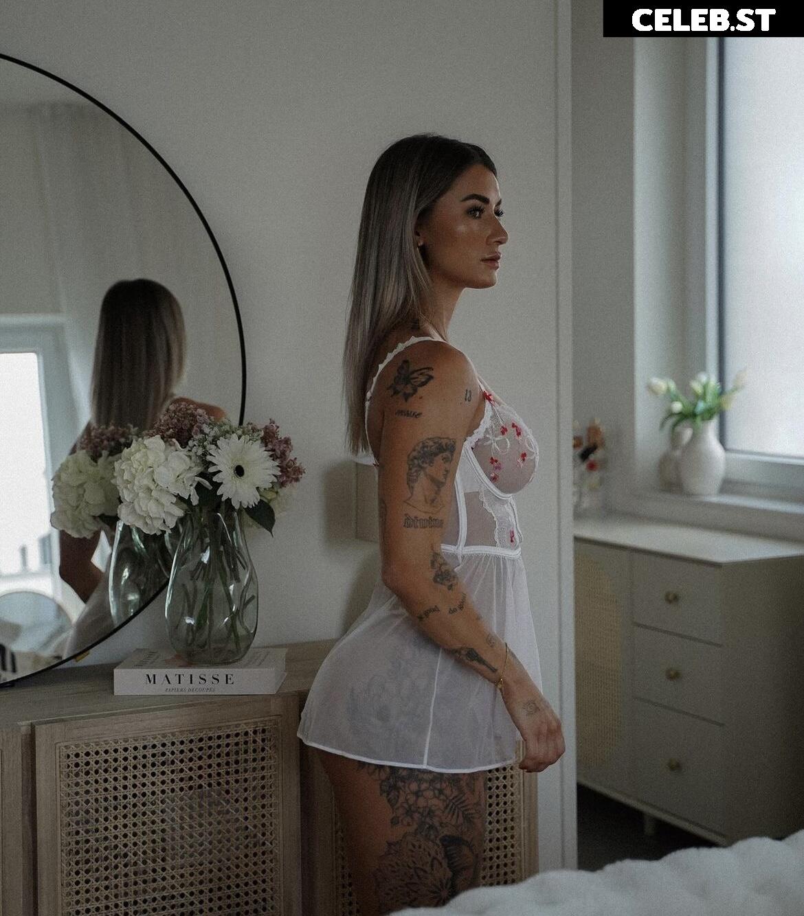 Lenaajoy Image 545224