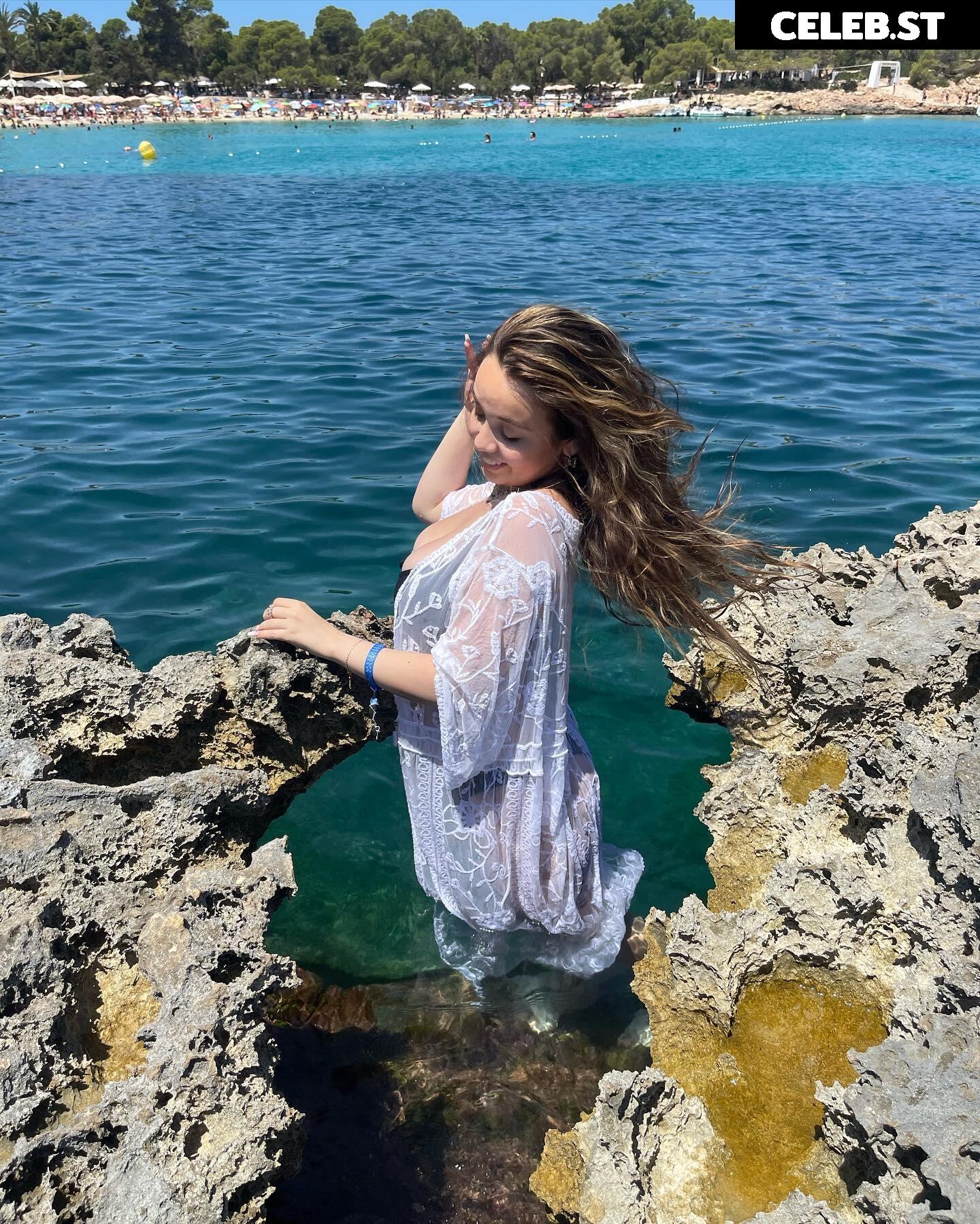 Julesboringlife Image 543745