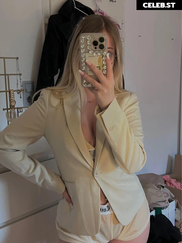 Annmariedtz Image 543016