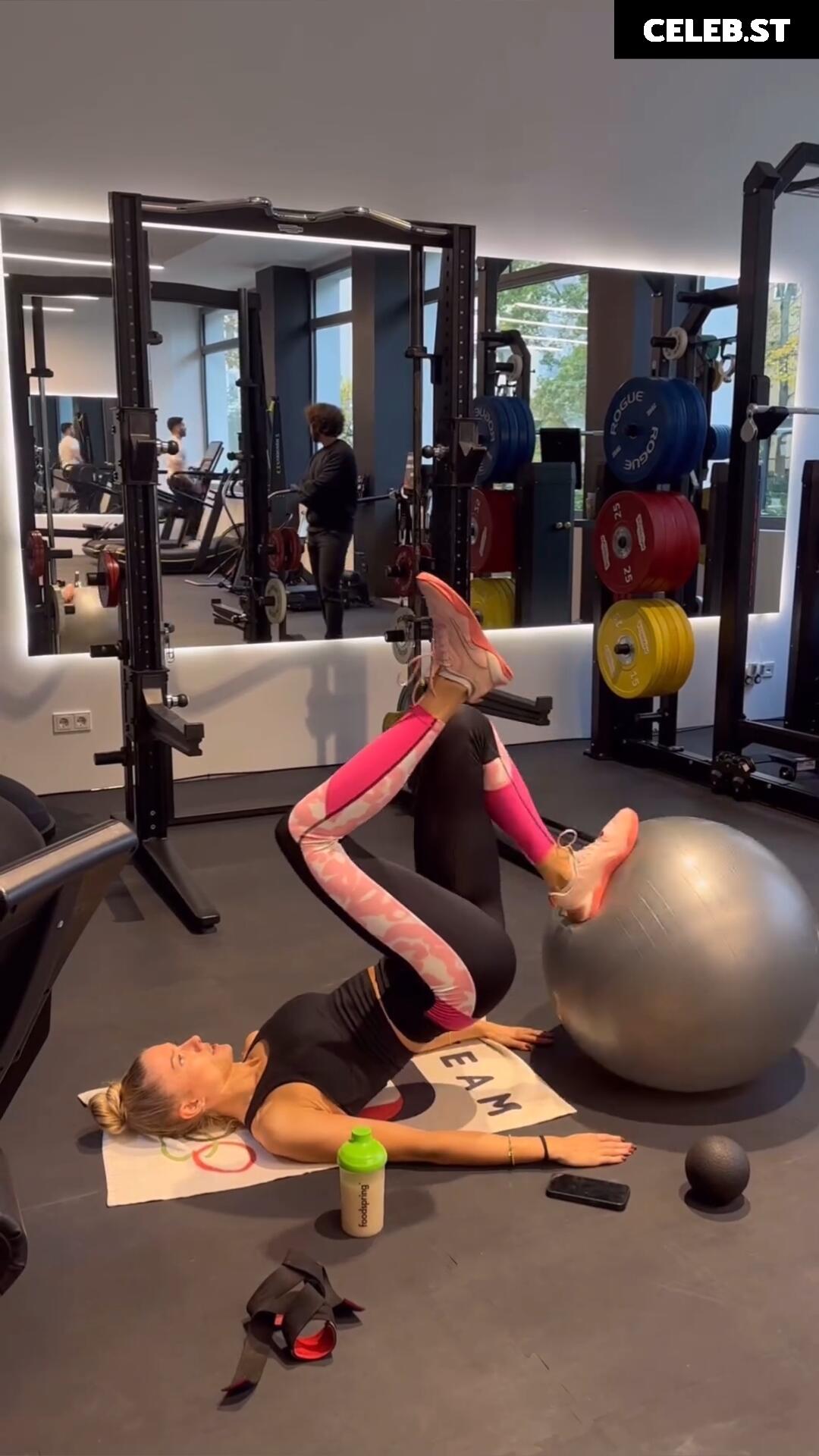 Alica Schmidt Image 542299