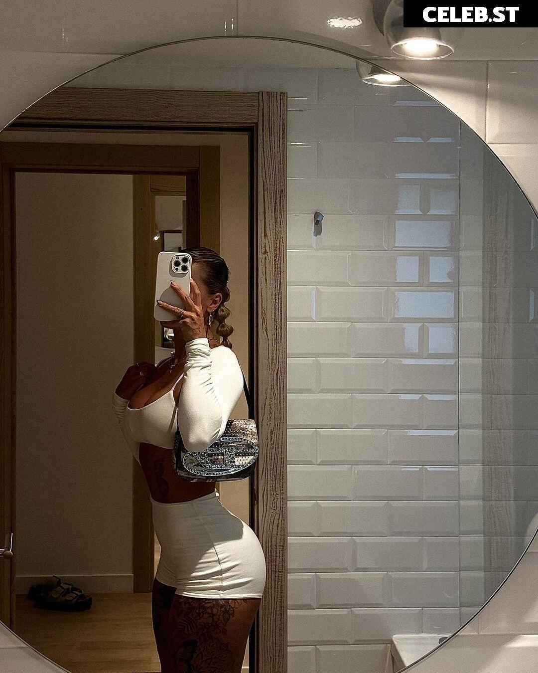 Lenaajoy Image 541909