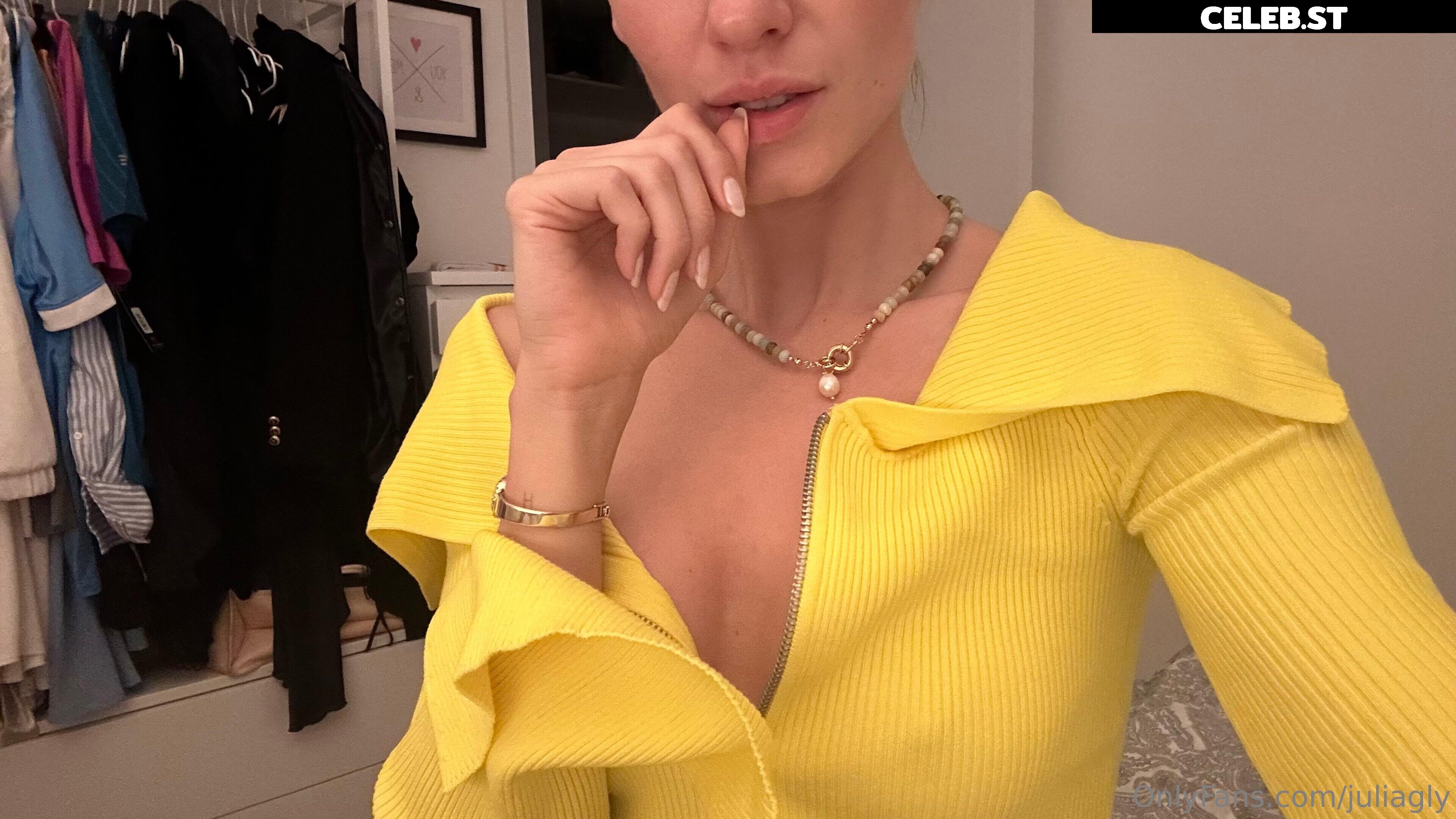 juliagly Image 540868