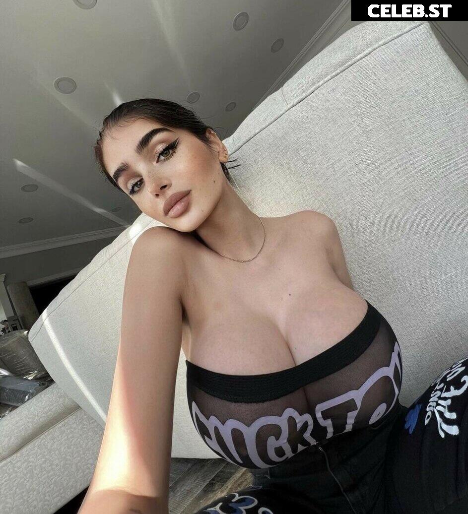 Julia Tica Image 559357