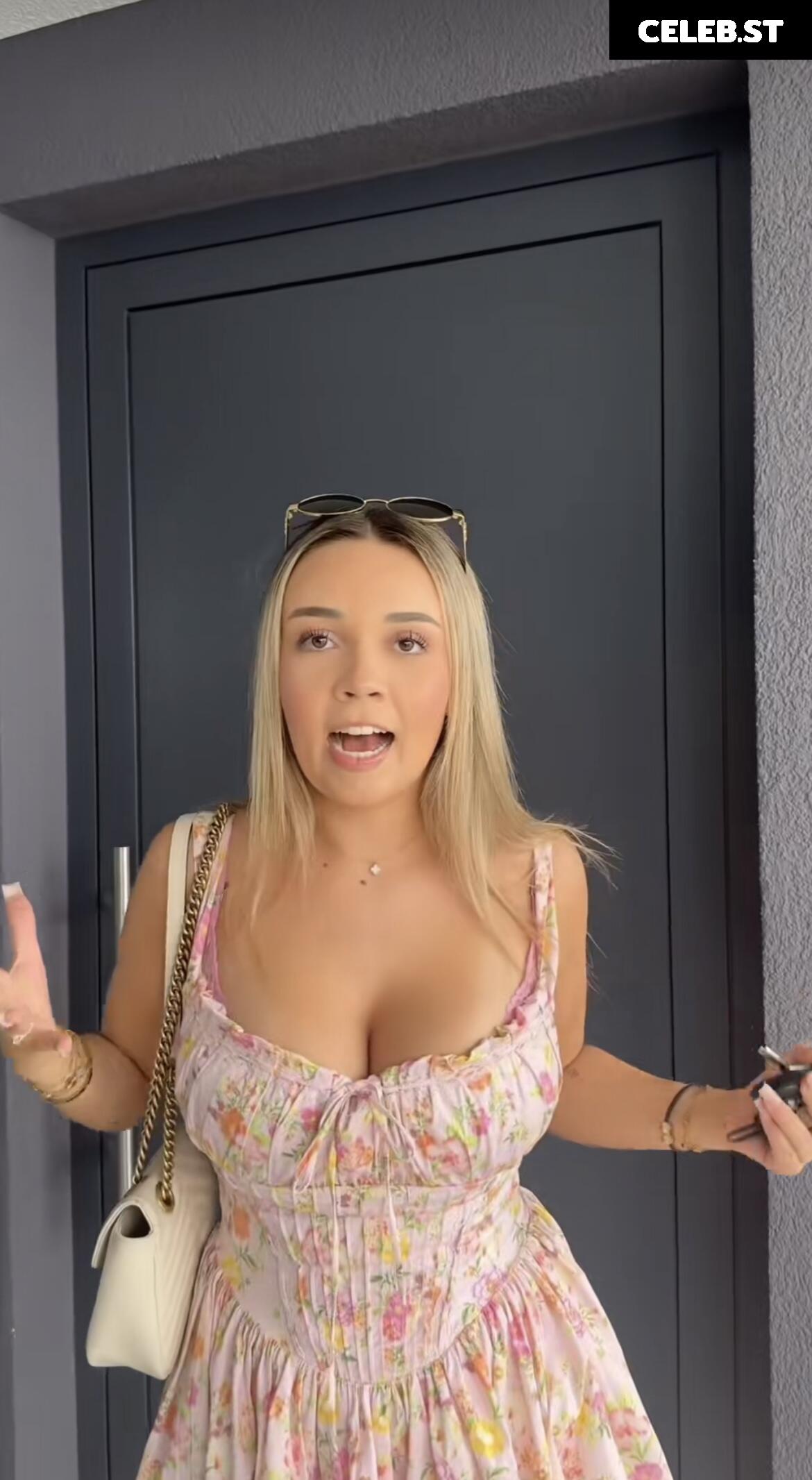 Julesboringlife Image 558722