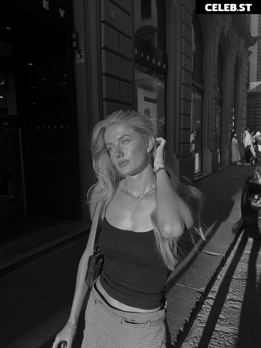 Alica Schmidt Image 556676