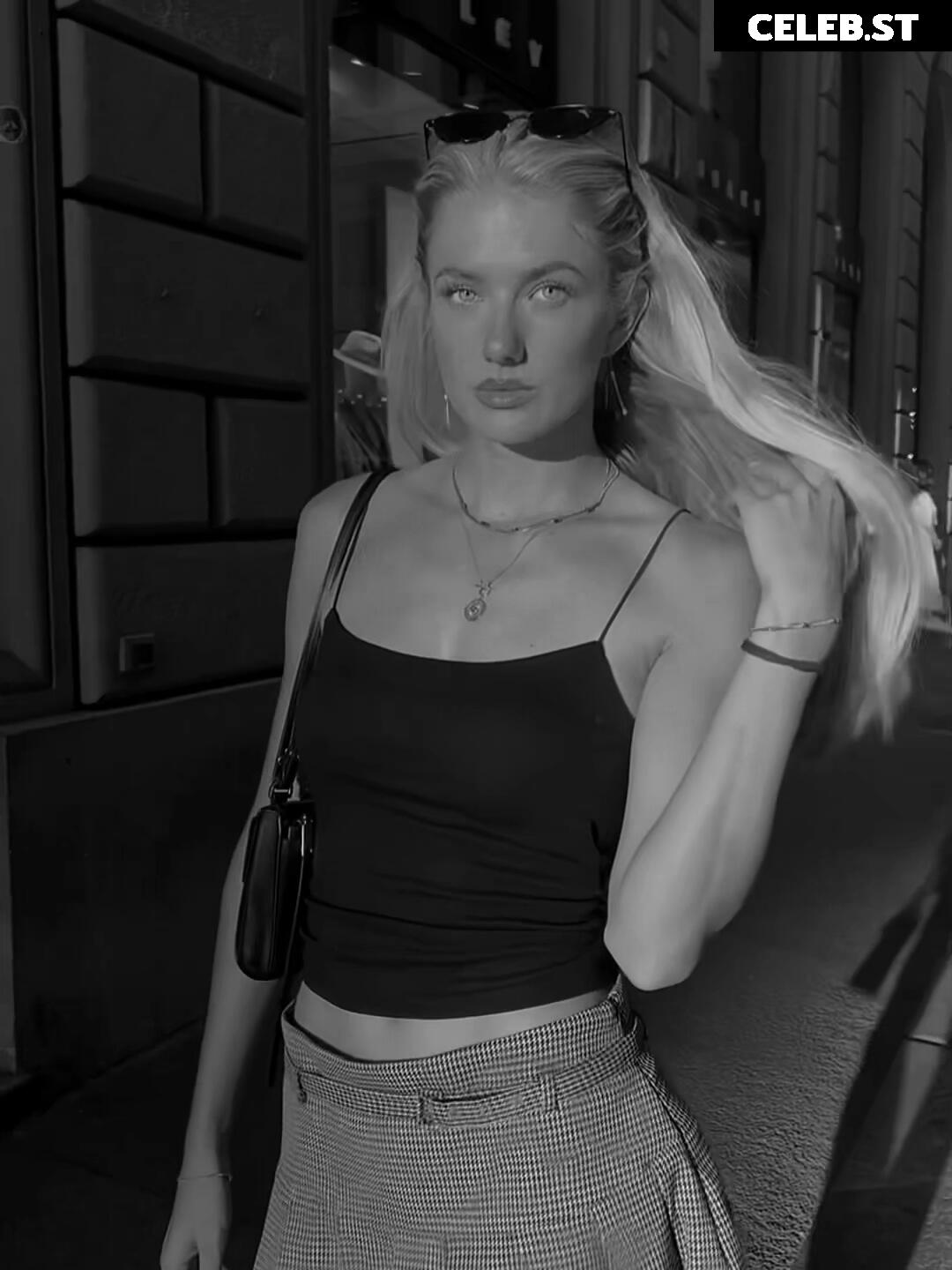 Alica Schmidt Image 556734