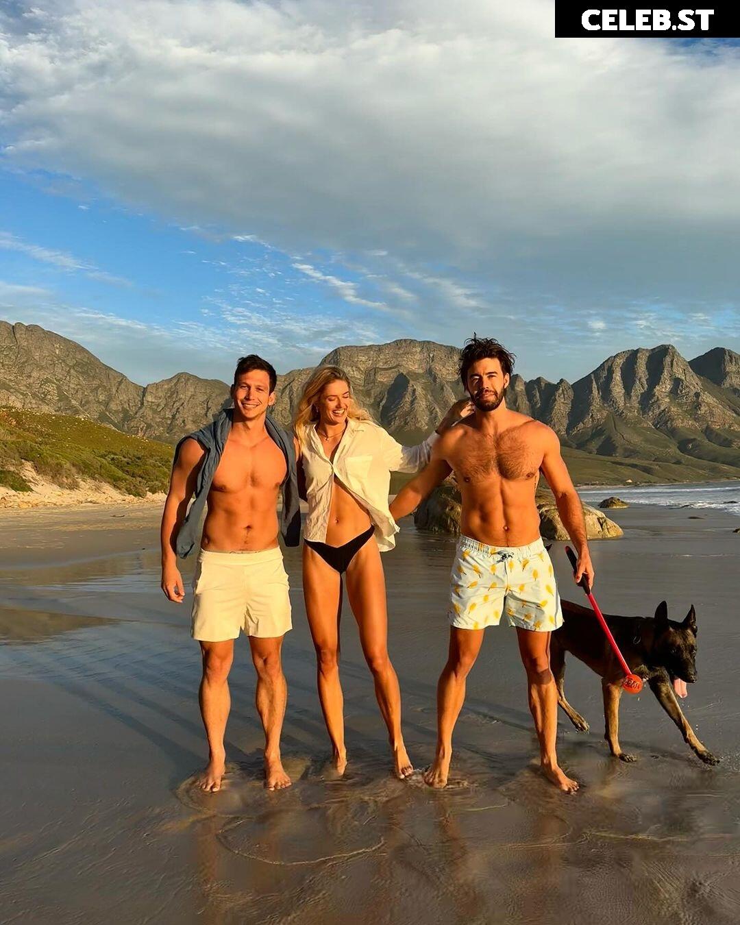 Alica Schmidt Image 556396