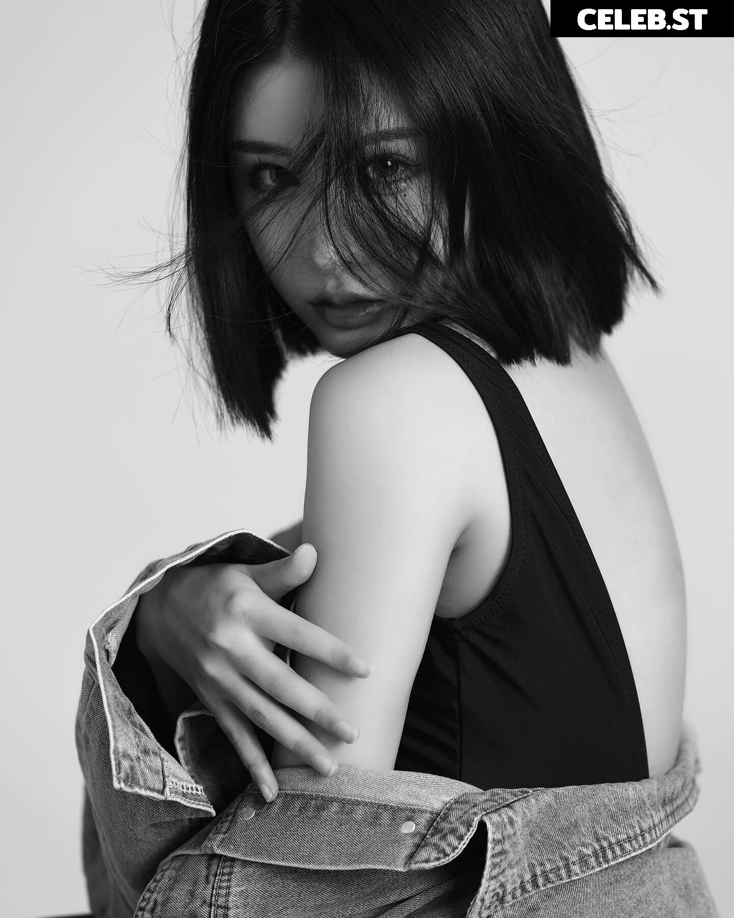Ivy ai.lin20_ Image 5559940