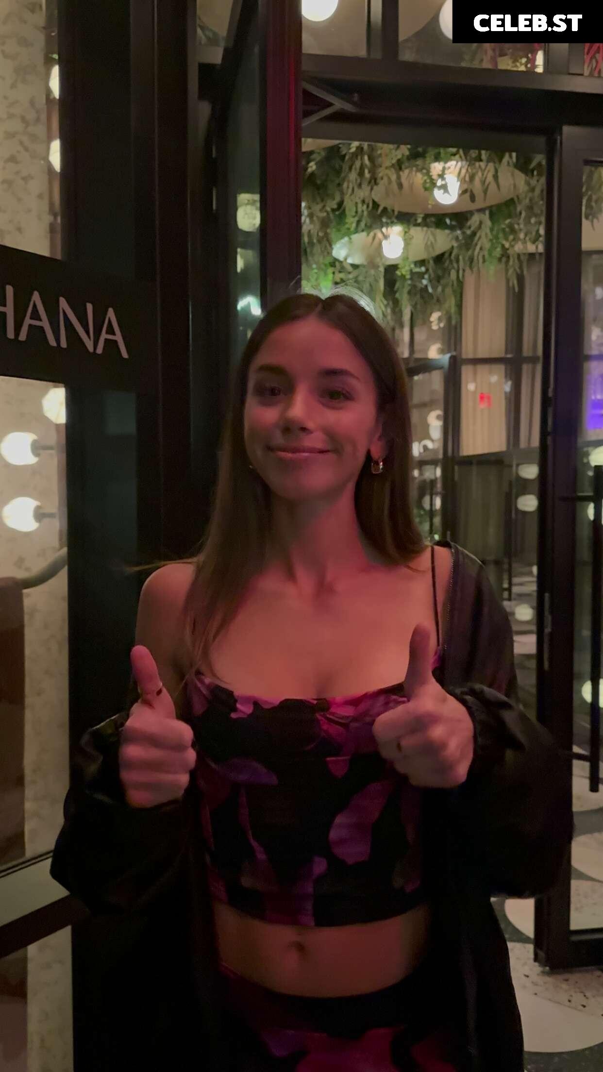 Sadie Mckenna Image 554770