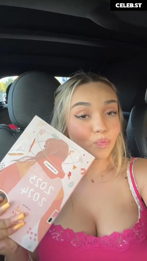 Julesboringlife Image 553572