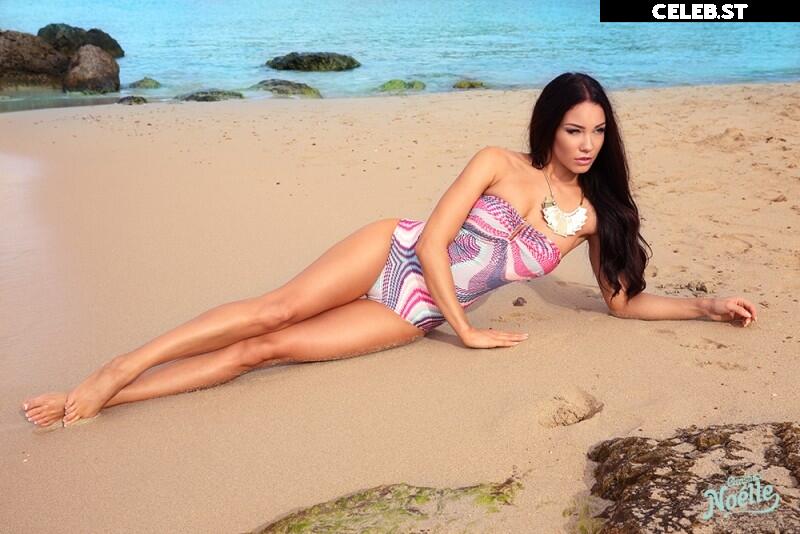 Stephanie Davis Image 553516