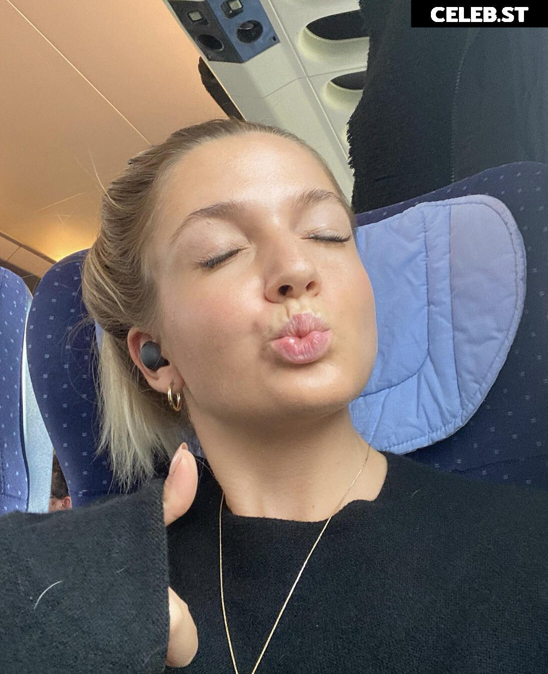 Joana Link Image 553356