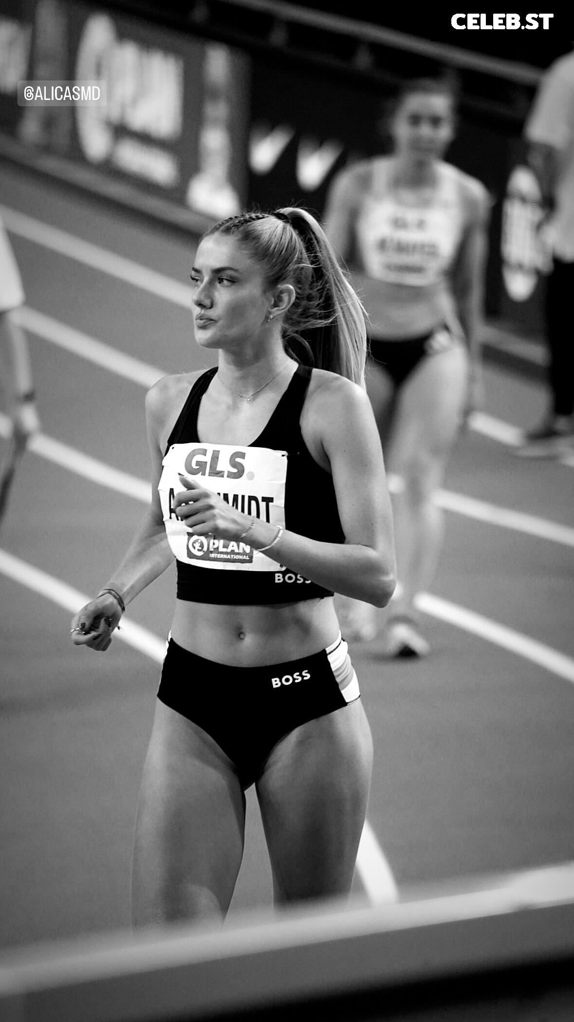 Alica Schmidt Image 553043