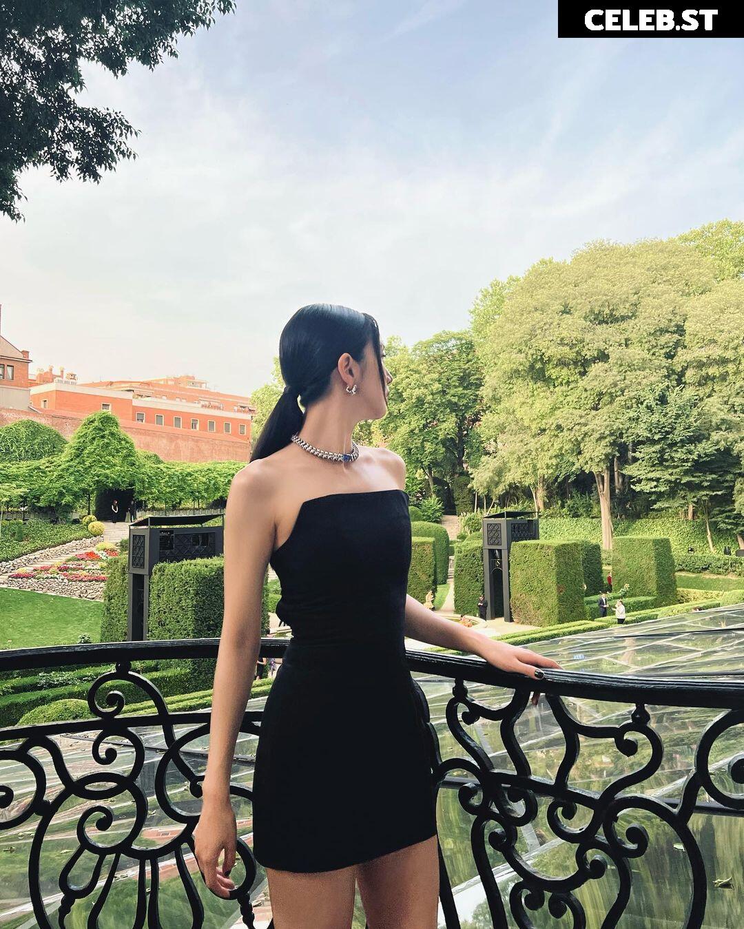 Jisoo  || - BLΛƆKPIИK ( BLACKPINK ) Image 5538778