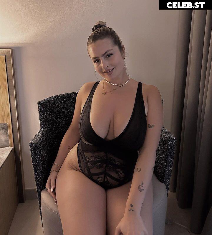 Laura Schepens Image 55274