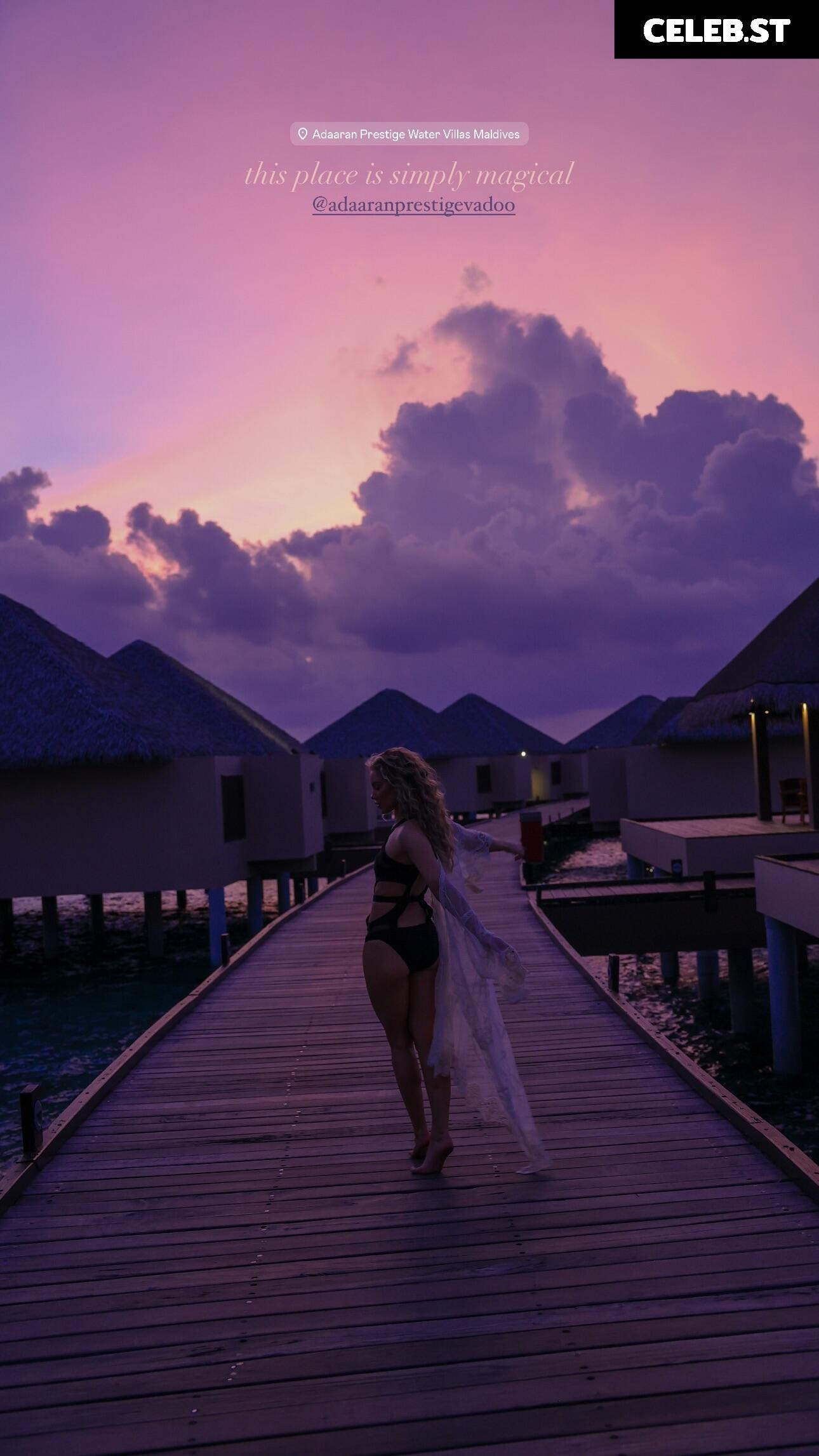 Stephanie Davis Image 552109