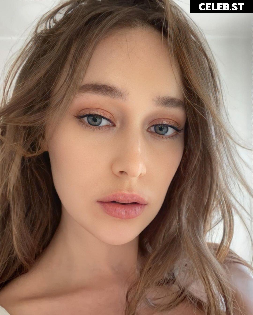 Alycia Debnam Carey Image 5522724