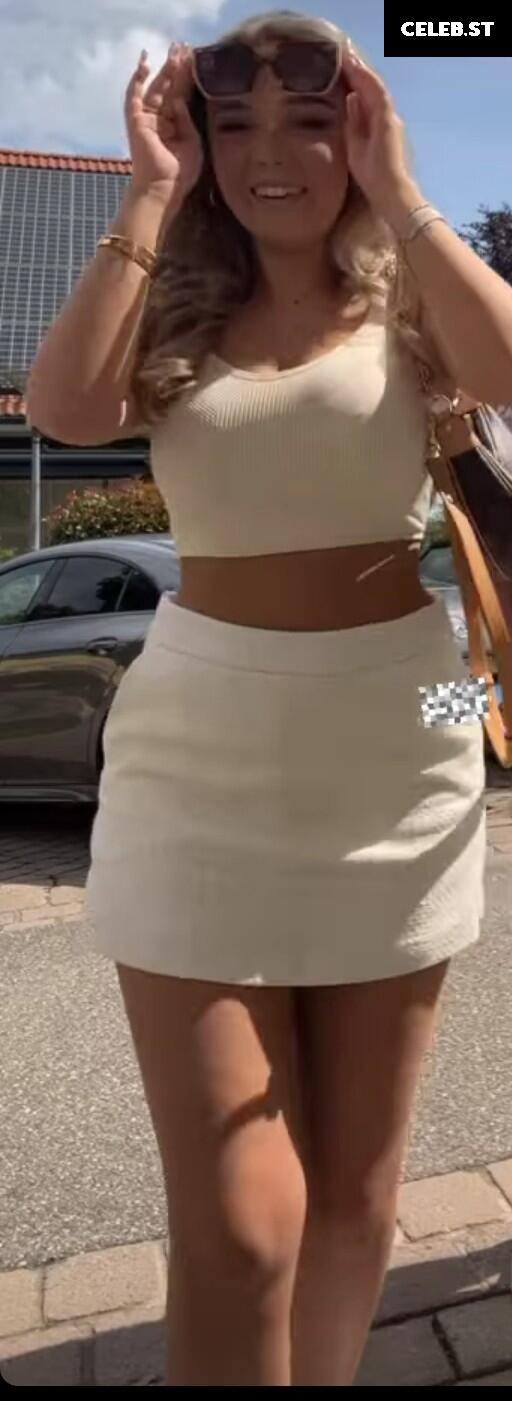 Julesboringlife Image 551389