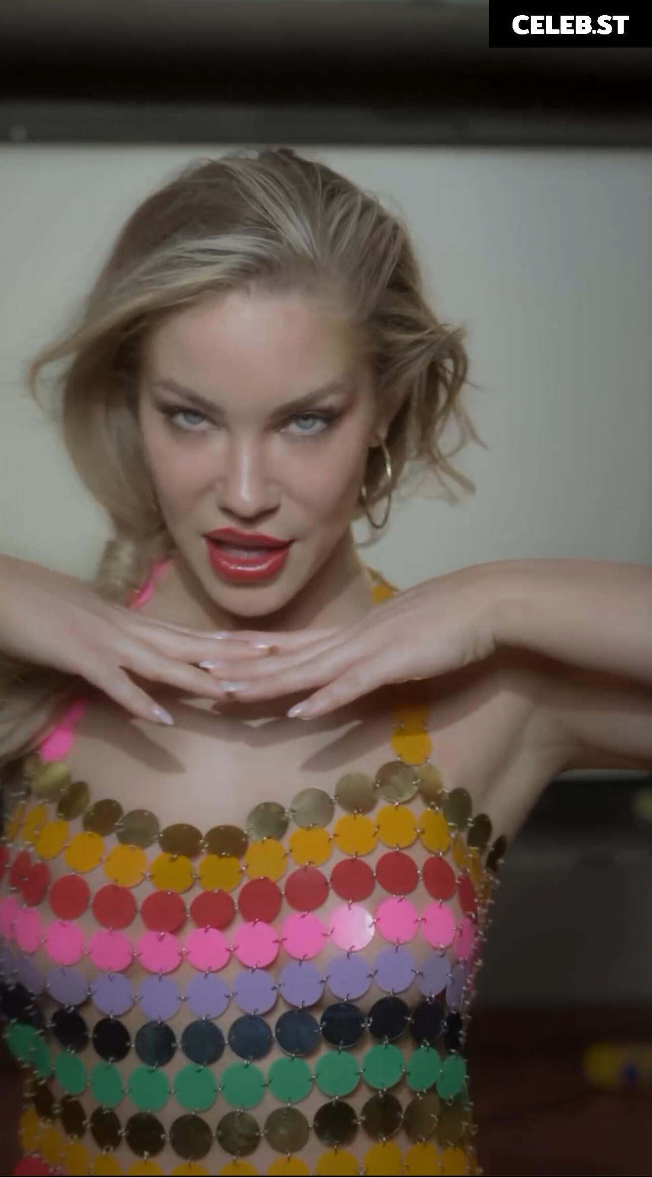 Stephanie Davis Image 551040