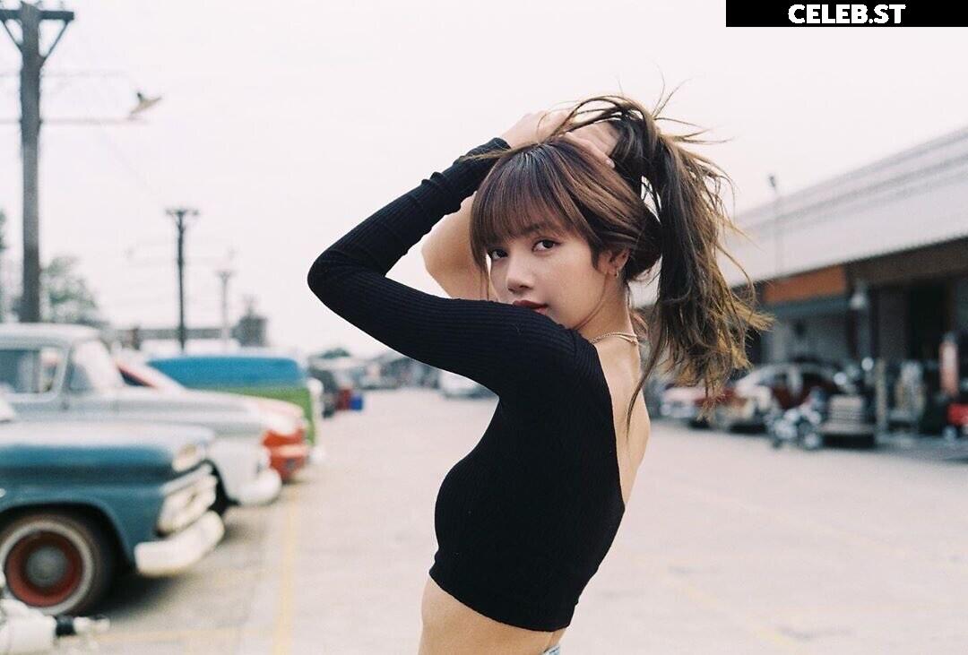 Lisa | BLΛƆKPIИK (Blackpink) Image 5505084