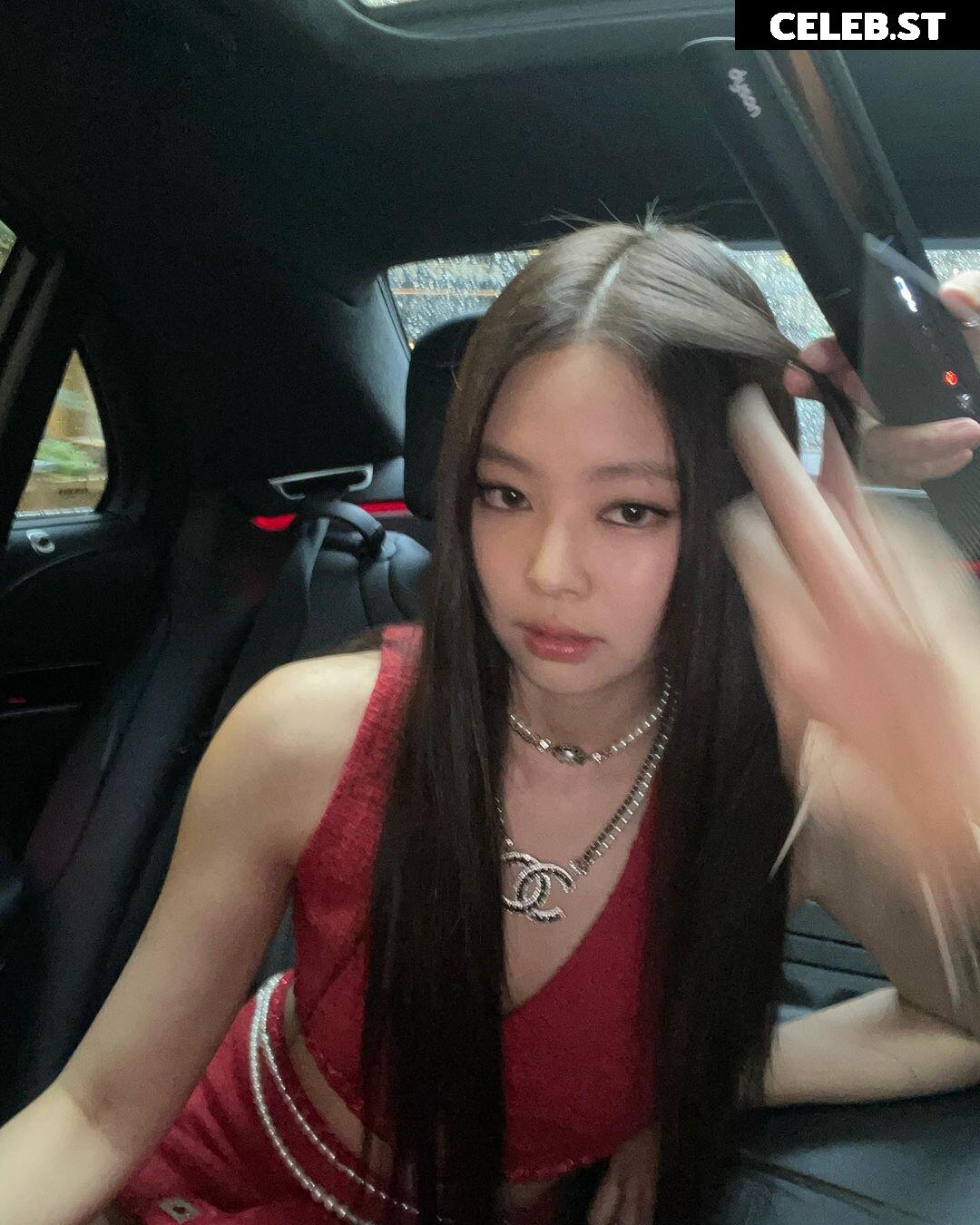 Jennie | BLΛƆKPIИK (Blackpink) Image 5507805