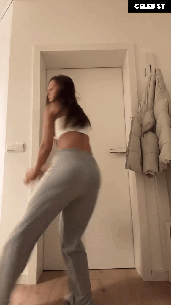 vivianalukas Image 550472