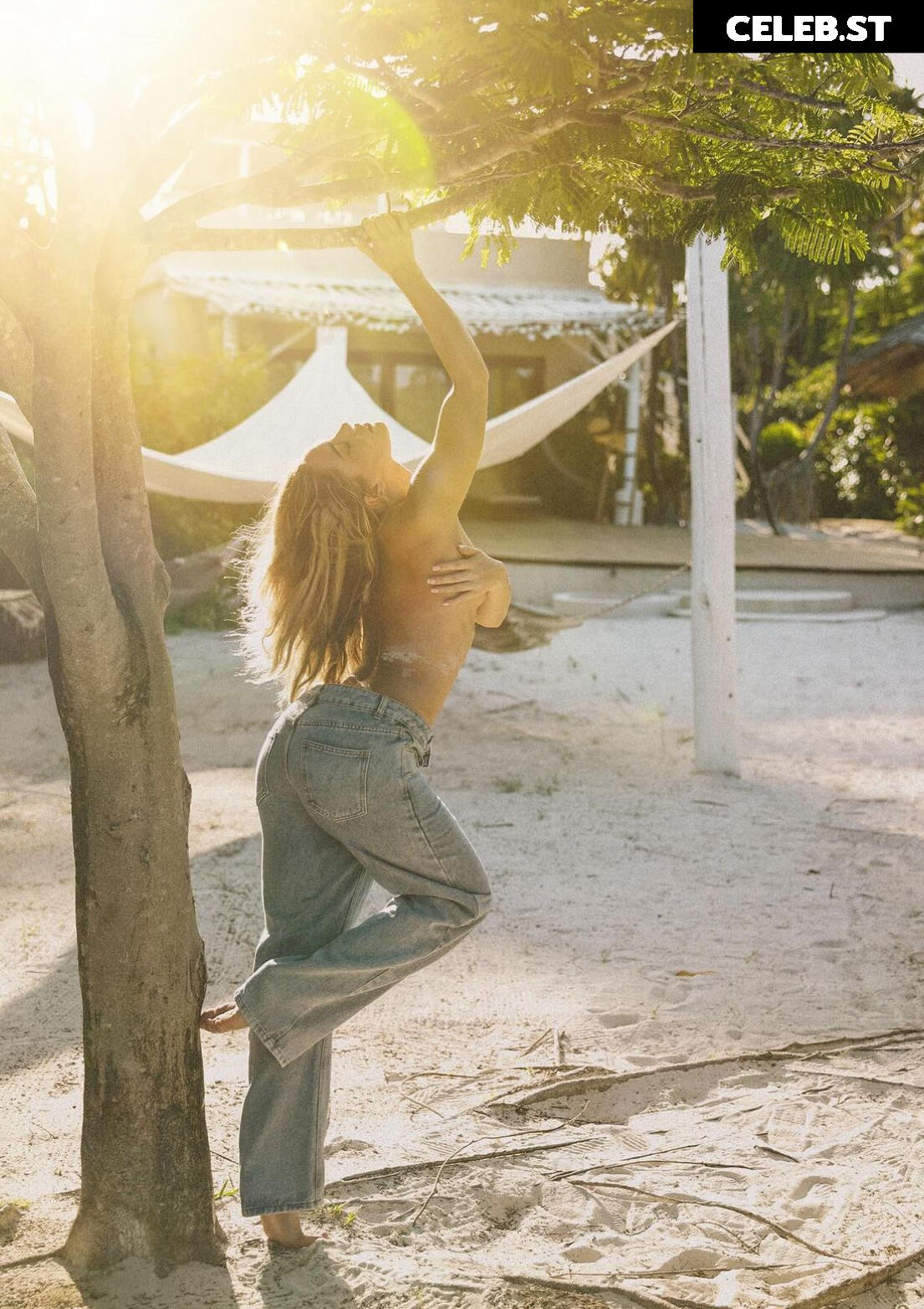 Stephanie Davis Image 550415