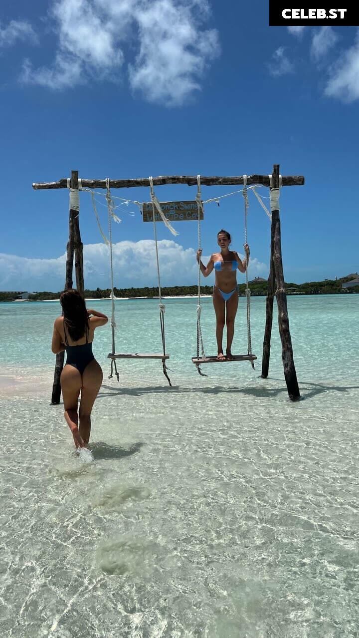 Mikaela Testa / @mikaelatestaa / @mikkimouse404 Image 5501443