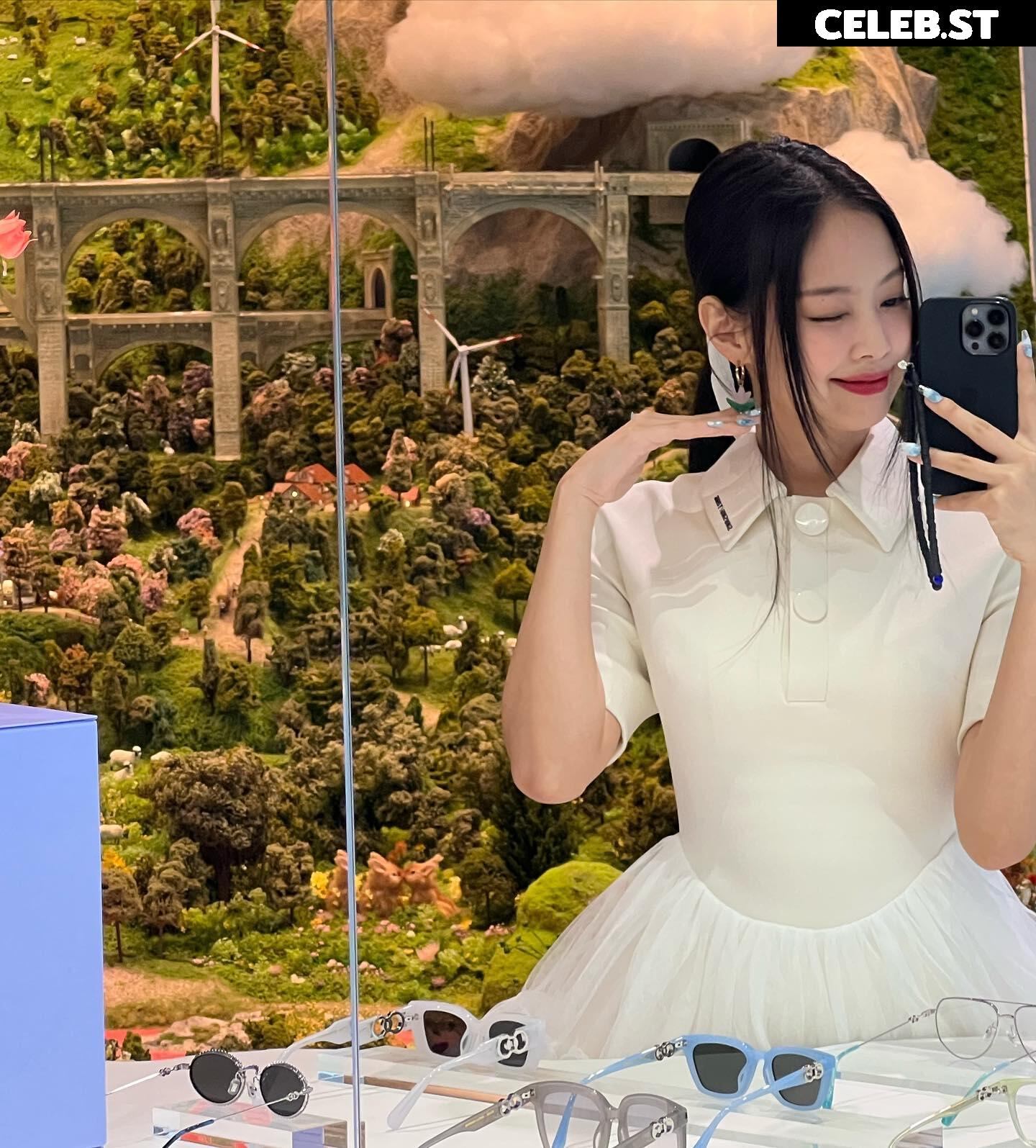 Jennie | BLΛƆKPIИK (Blackpink) Image 5508436